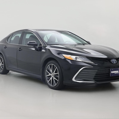 2022 Toyota Camry Hybrid XLE