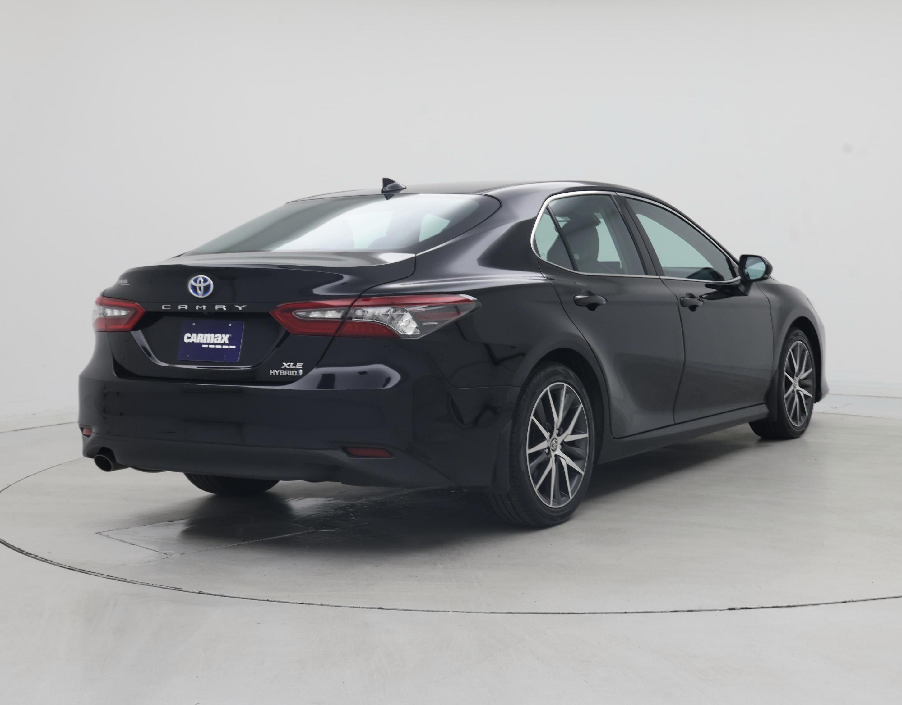 Thumbnail: 2022 Toyota Camry - 8