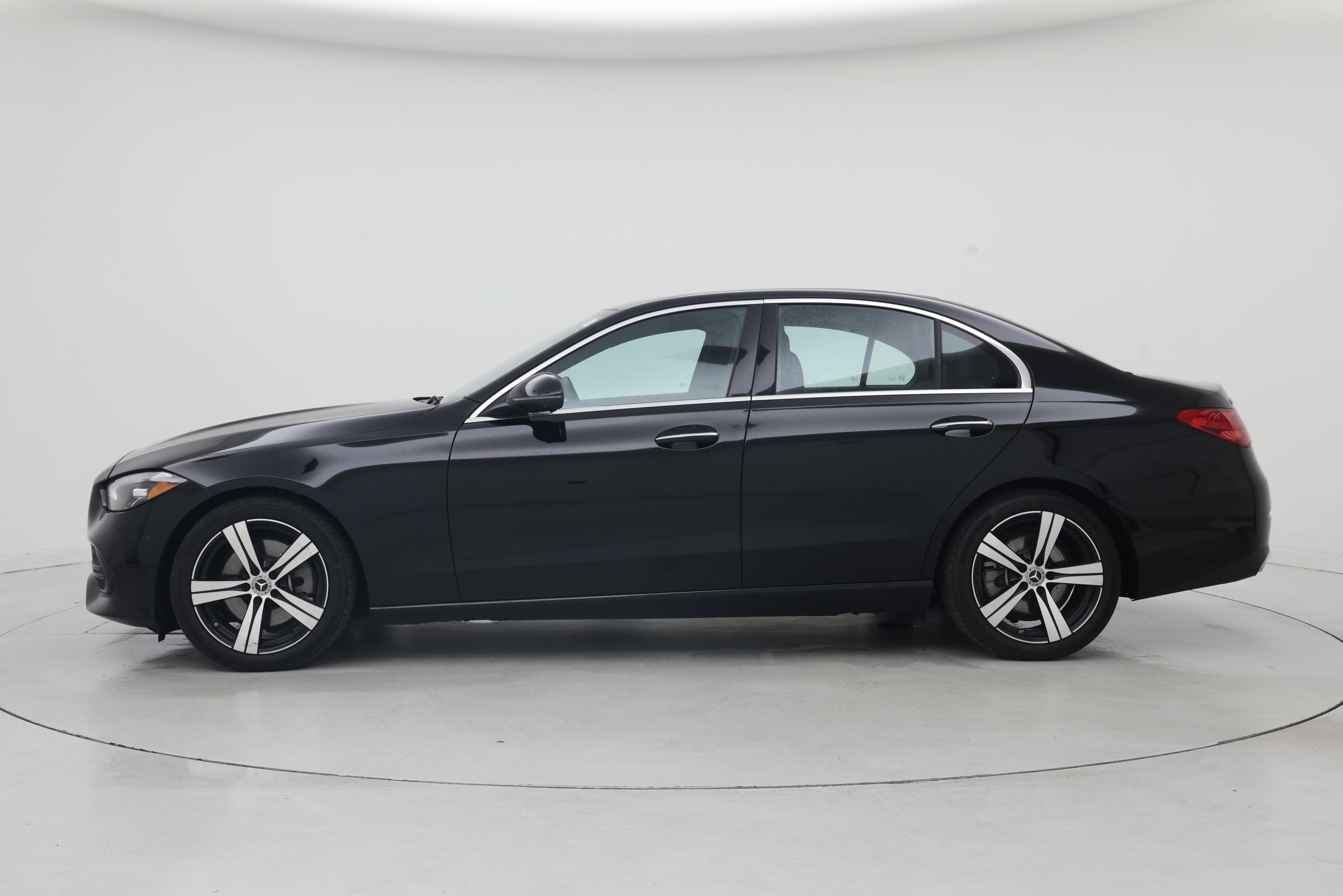 Thumbnail: 2024 Mercedes-Benz C-Class - 3