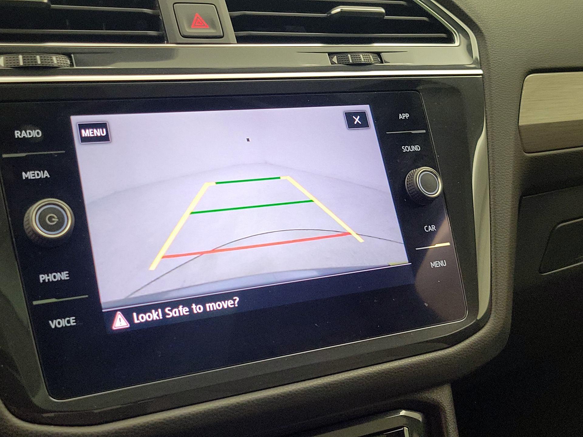 Thumbnail: 2019 Volkswagen Tiguan - 14