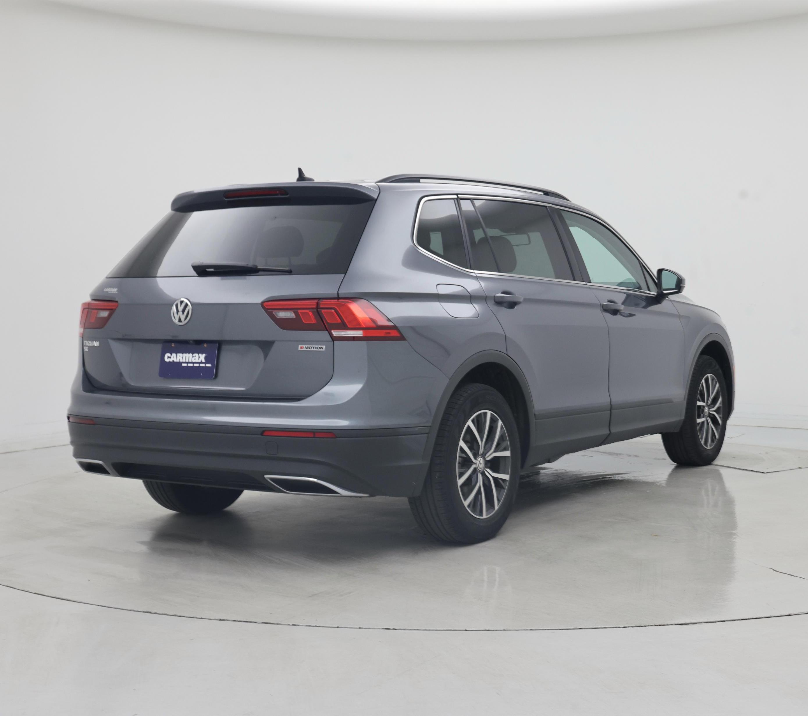 Thumbnail: 2019 Volkswagen Tiguan - 8