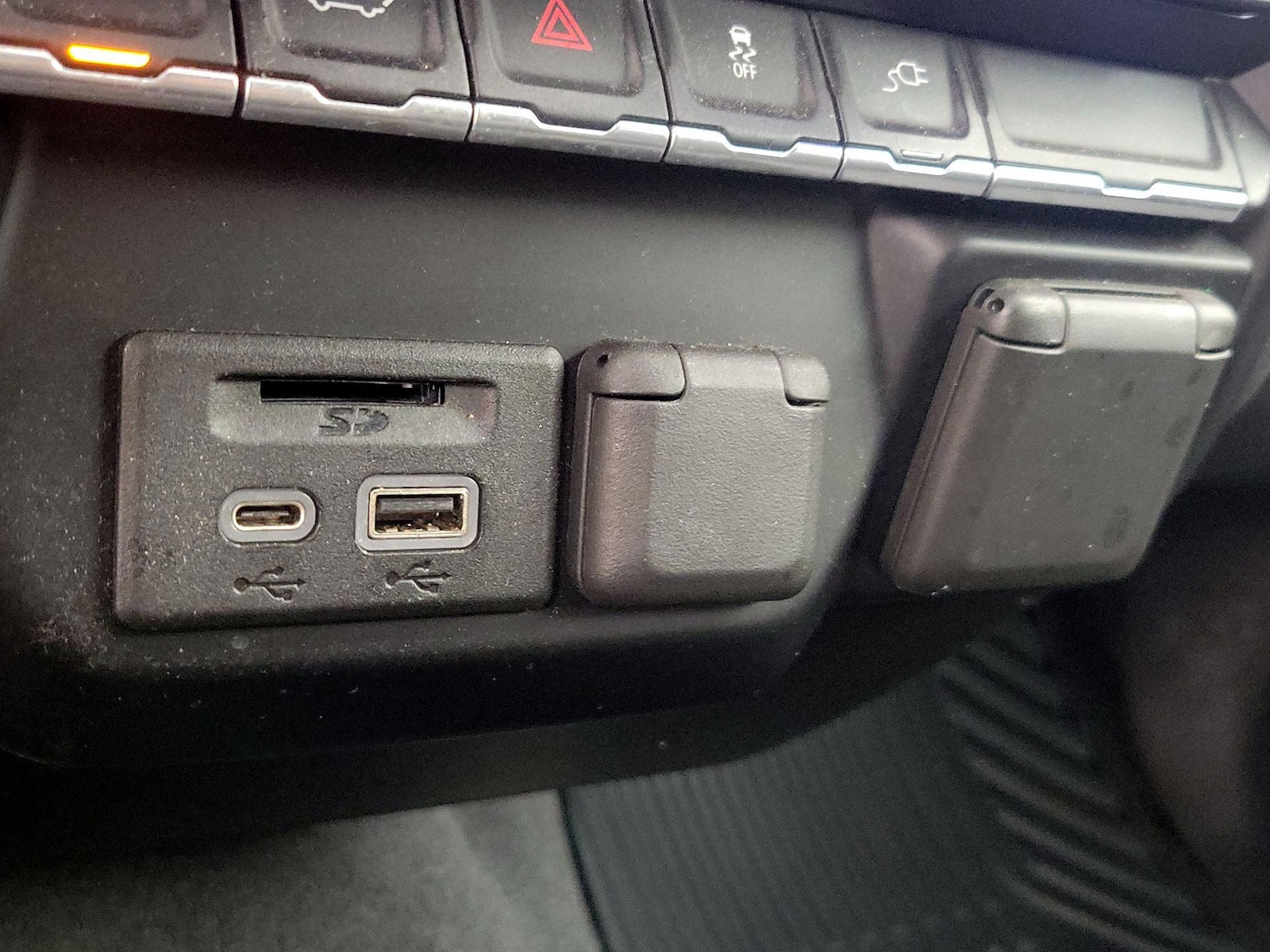 2020 Chevrolet Silverado 1500 LT - Photo 19