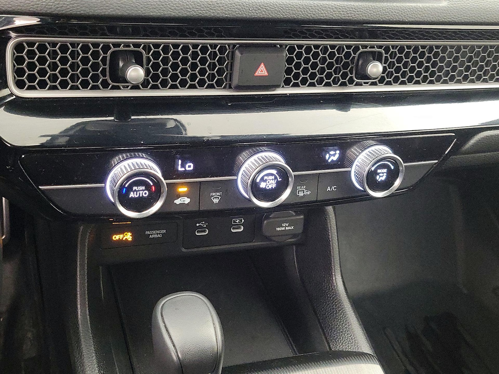 2025 Honda Civic Sport - Photo 17