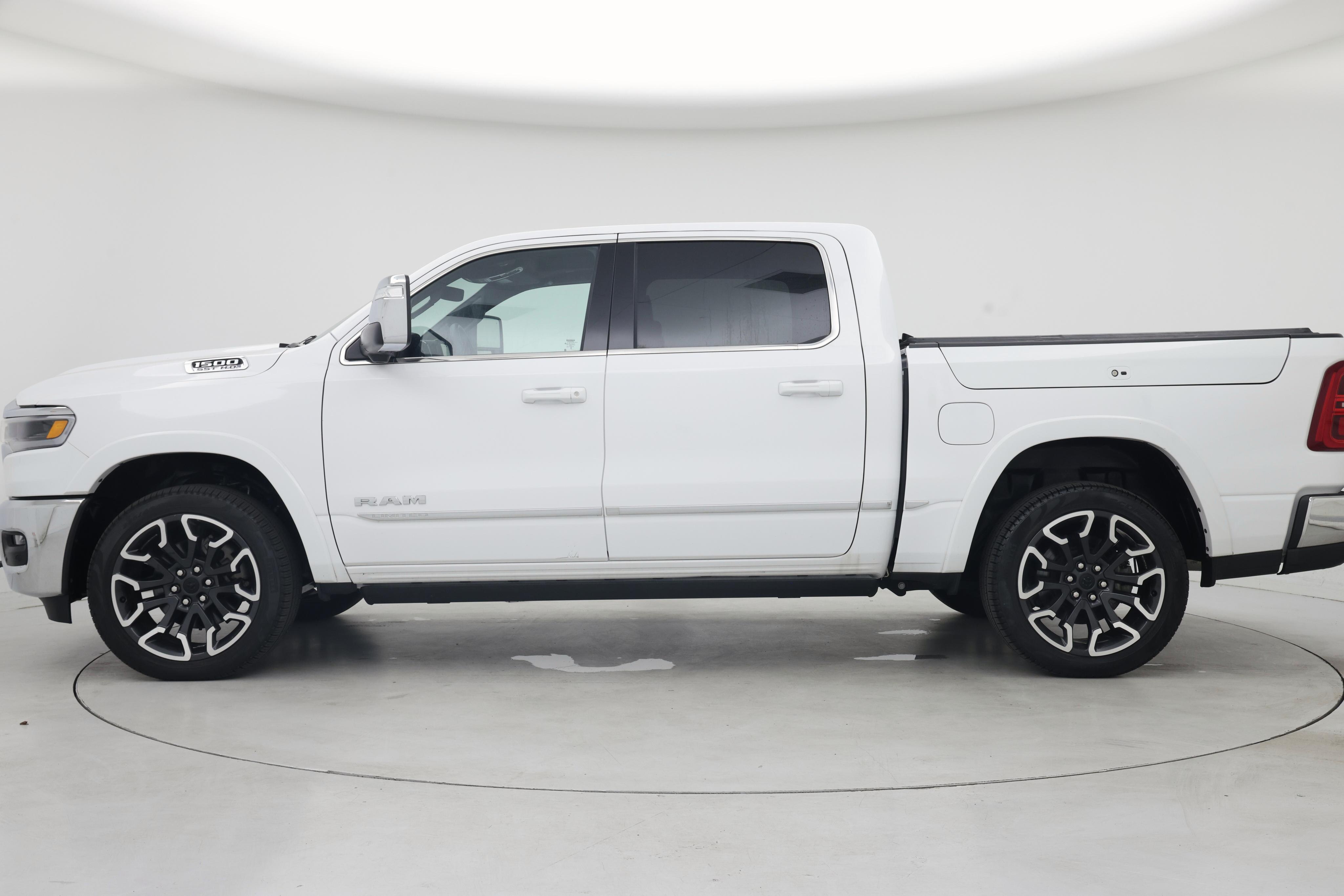 Thumbnail: 2025 RAM 1500 - 3