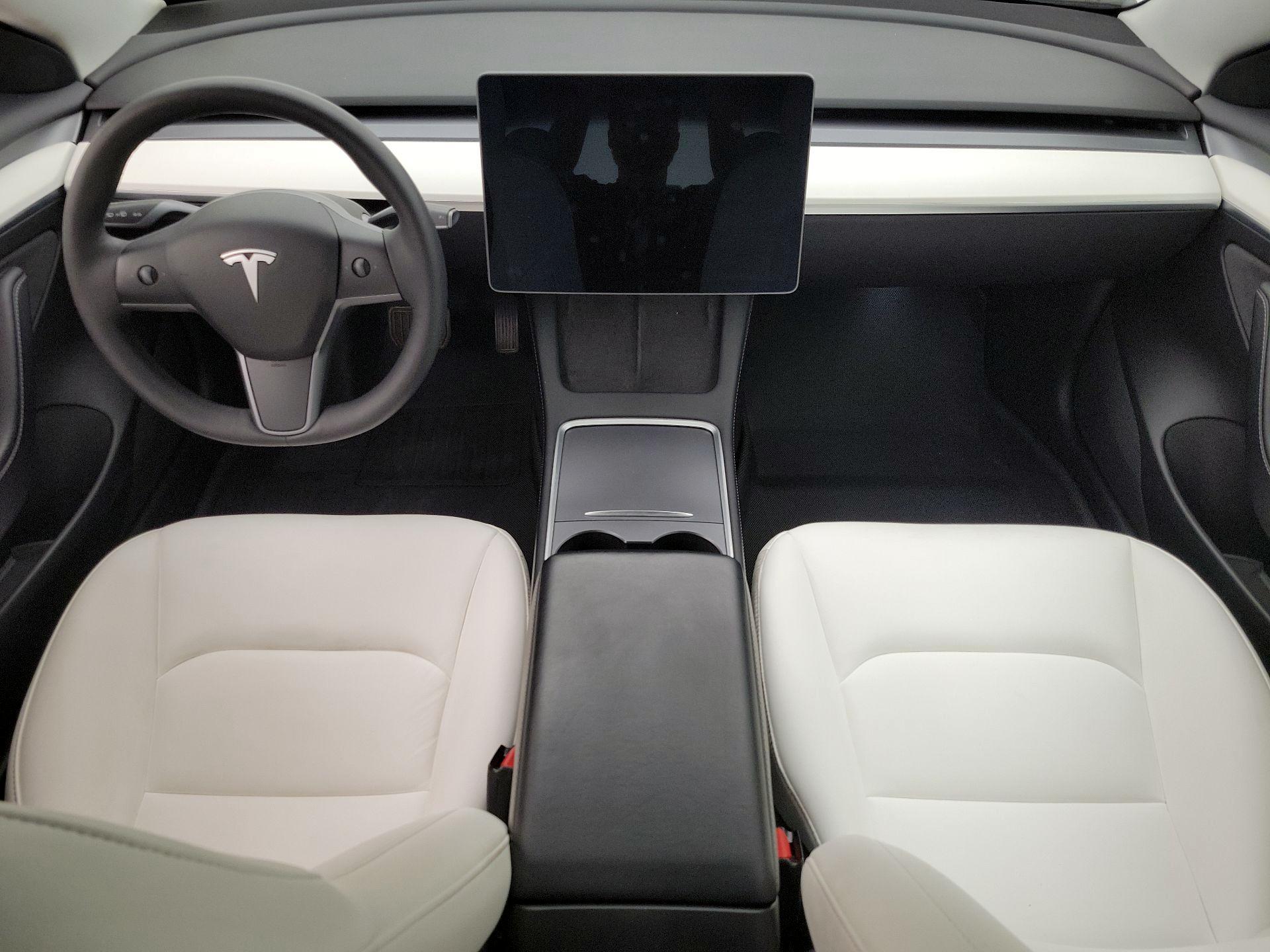 Thumbnail: 2021 Tesla Model 3 - 9