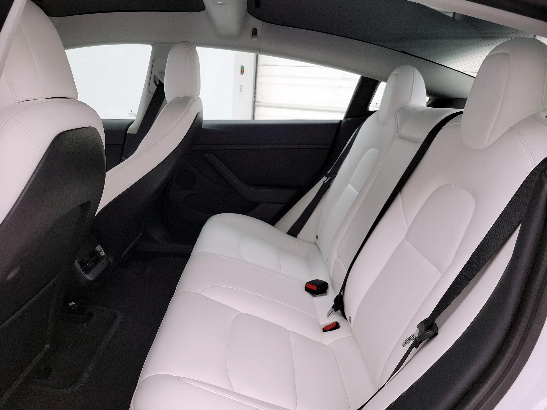 Thumbnail: 2021 Tesla Model 3 - 20
