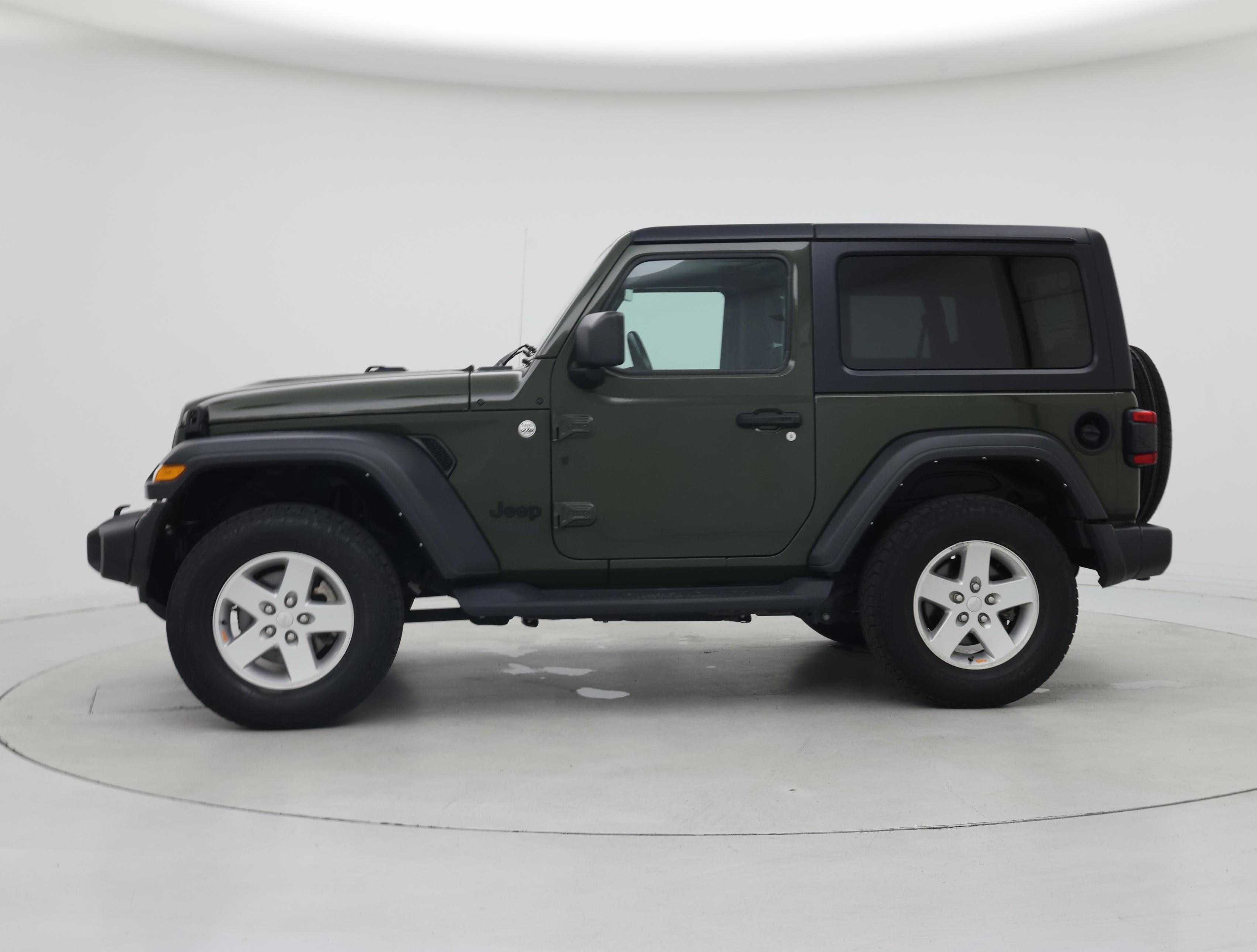 Thumbnail: 2021 Jeep Wrangler - 3