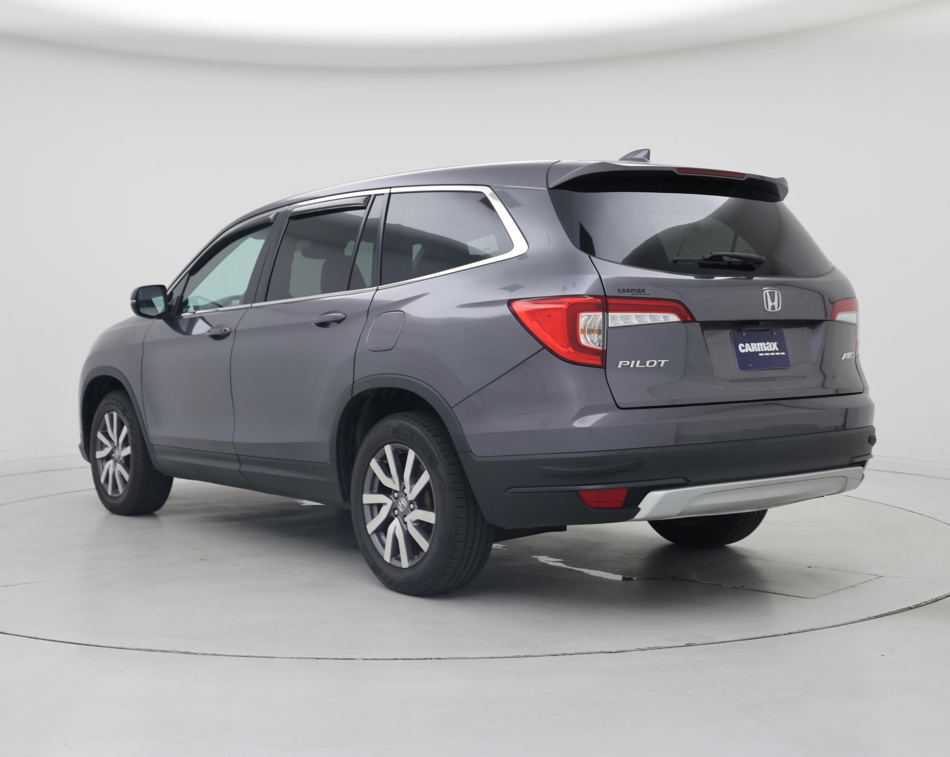Thumbnail: 2019 Honda Pilot - 2