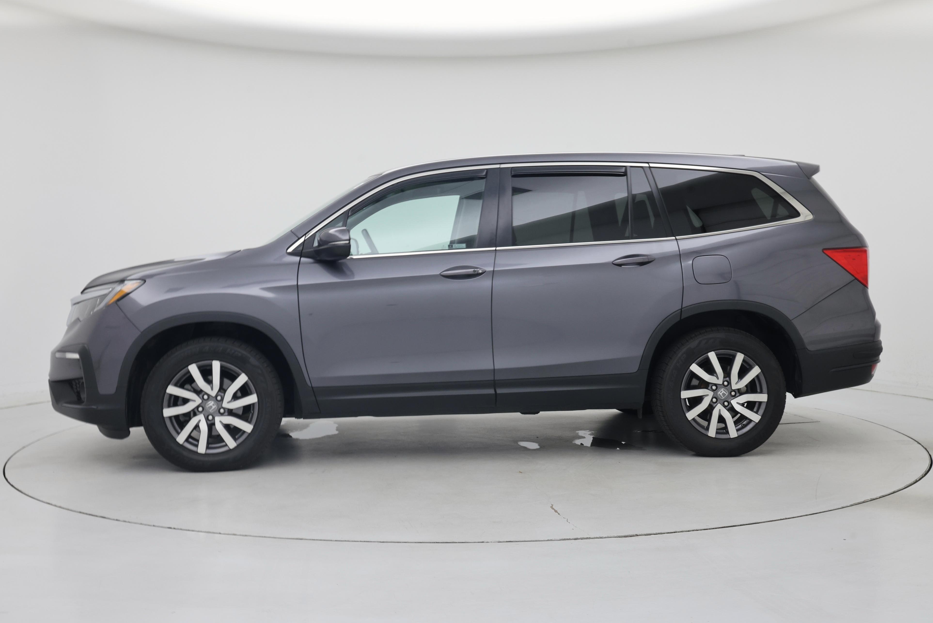 Thumbnail: 2019 Honda Pilot - 3