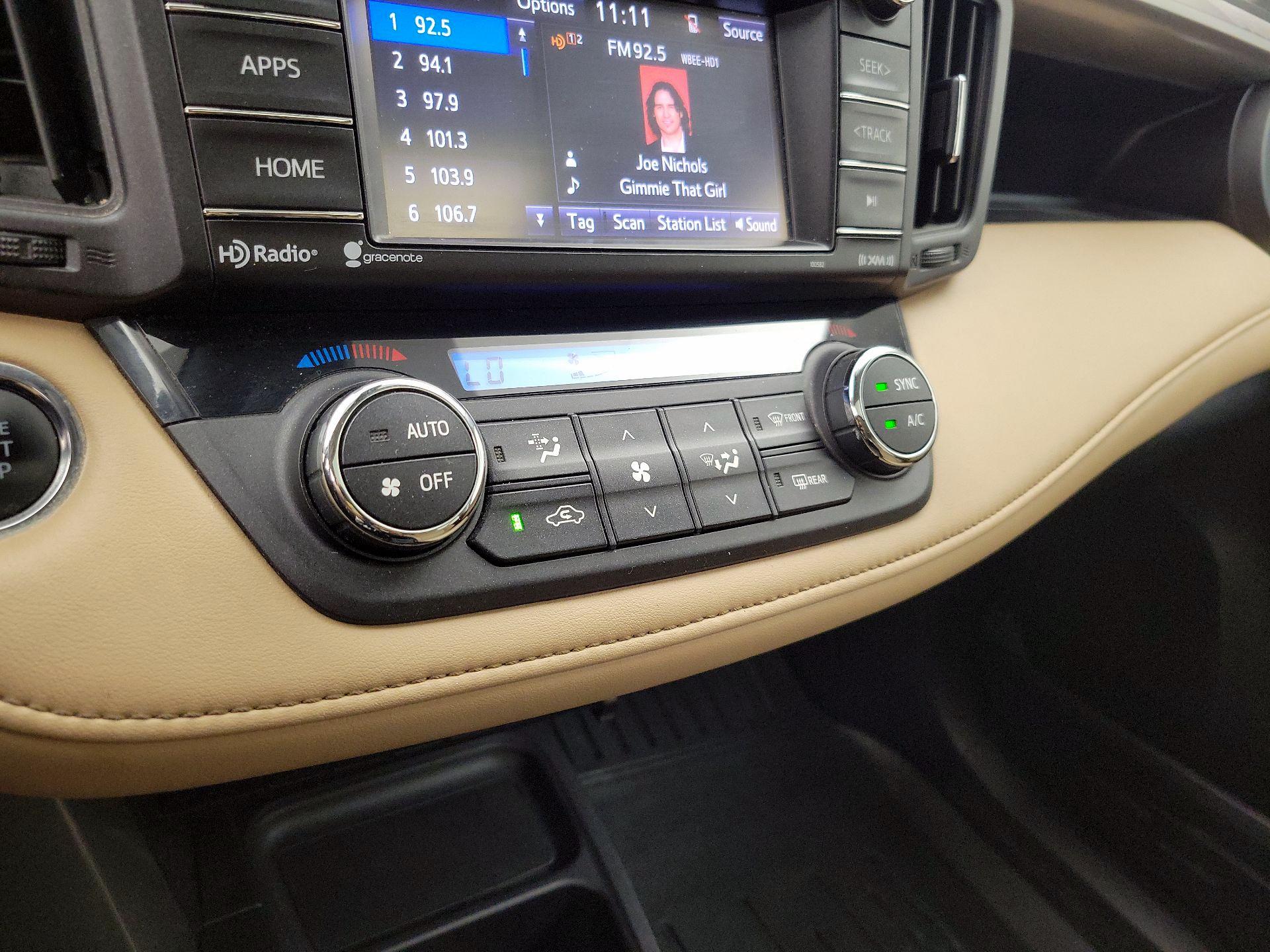 Thumbnail: 2018 Toyota RAV4 - 16
