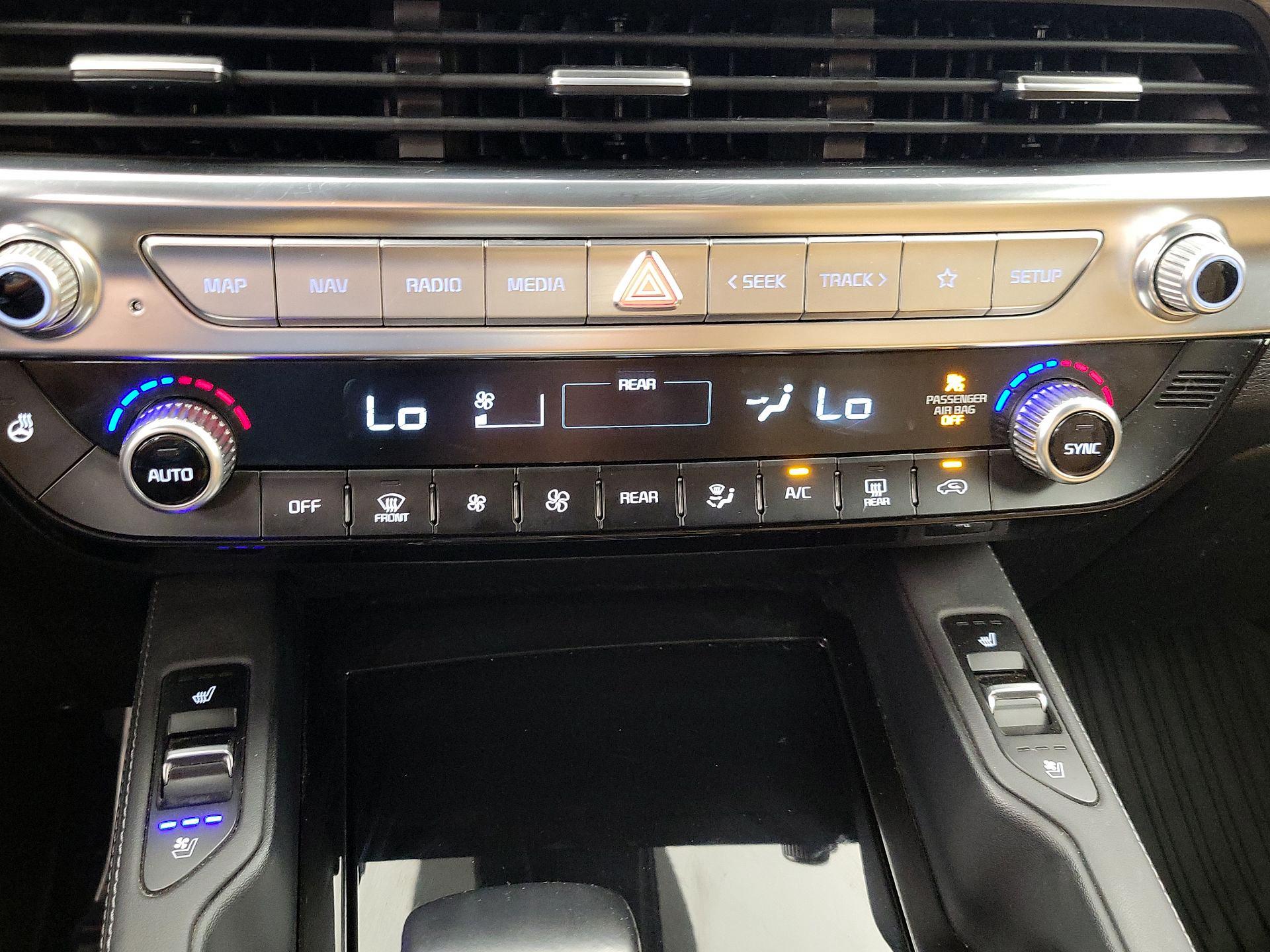 Thumbnail: 2020 Kia Telluride - 17