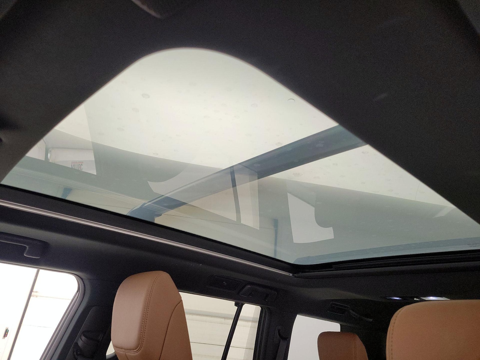 Skylight(s) & Overhead Airbags