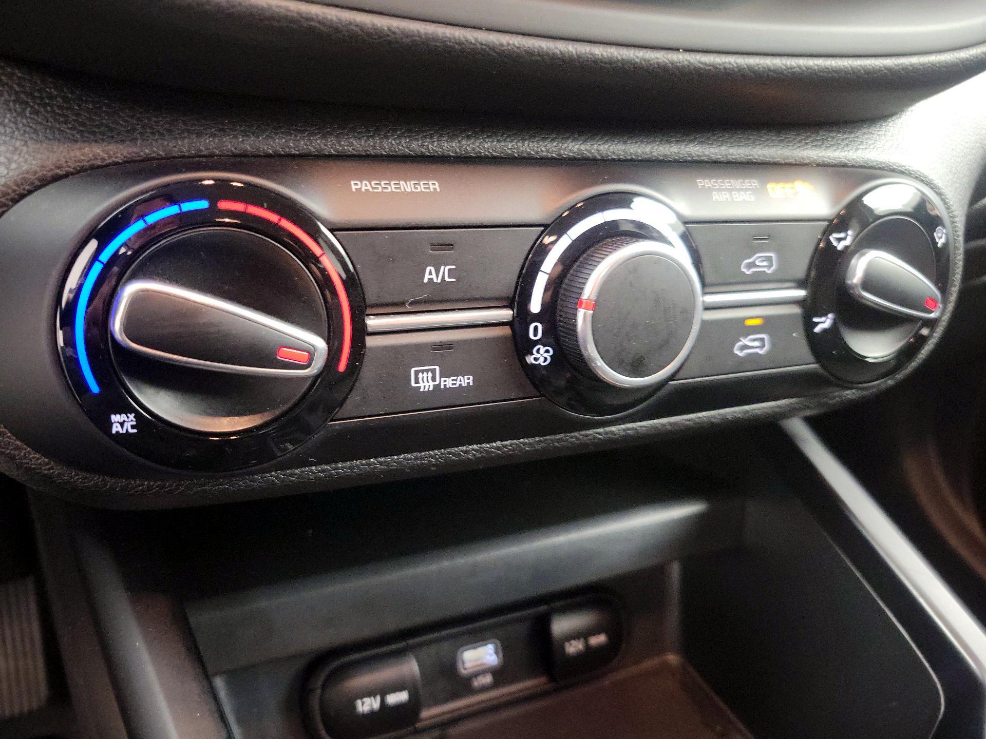 Thumbnail: 2023 Kia Soul - 16