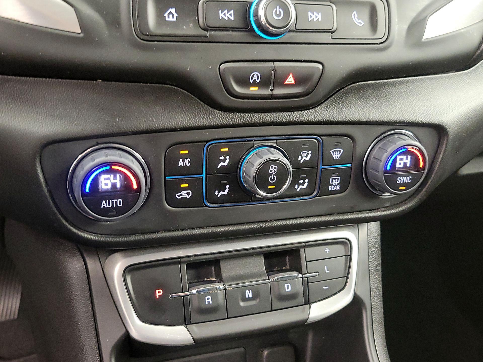 Thumbnail: 2023 GMC Terrain - 16