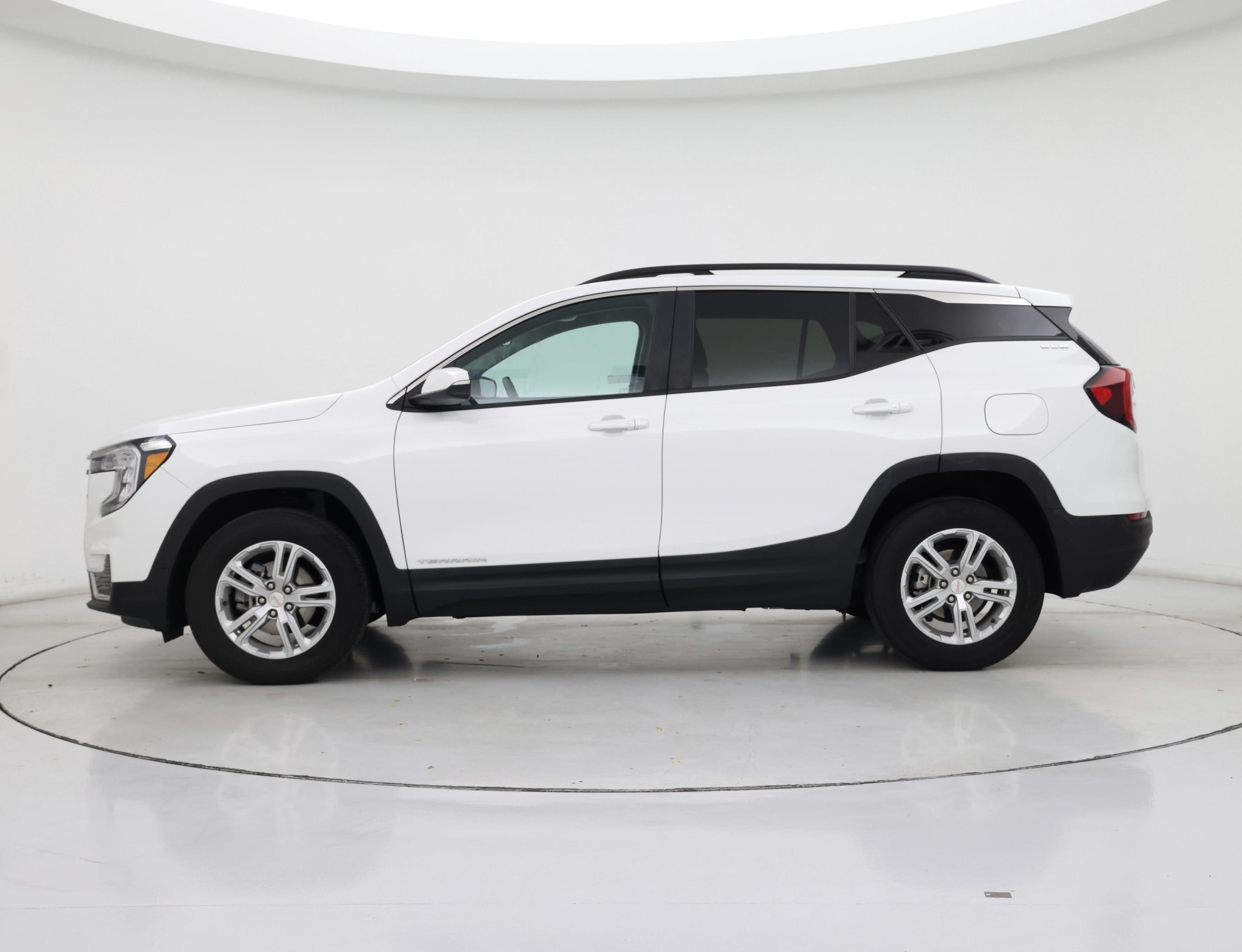 Thumbnail: 2023 GMC Terrain - 3