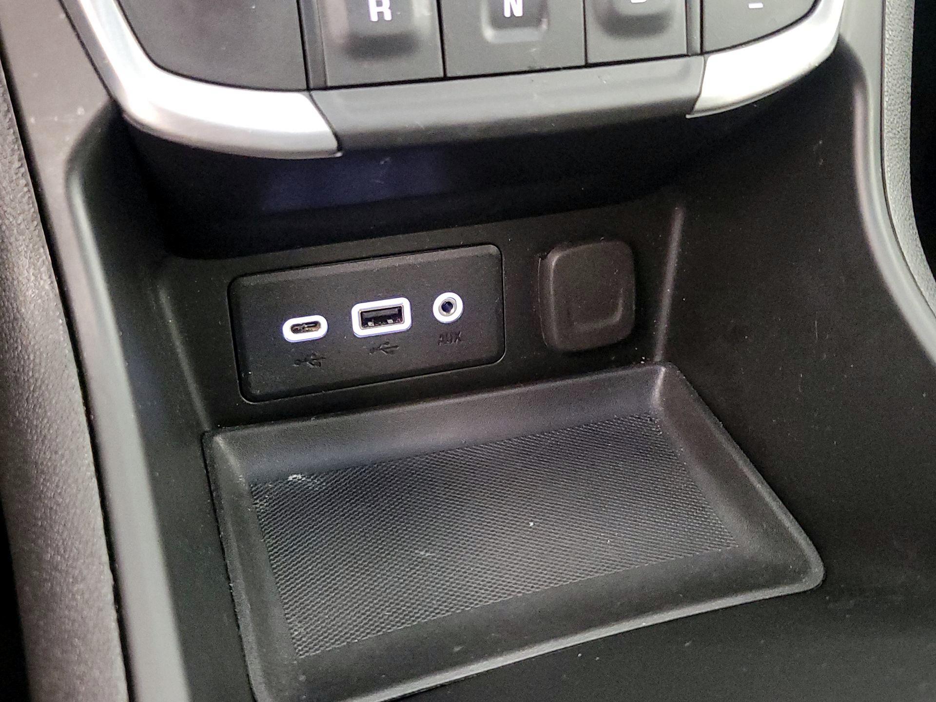 Thumbnail: 2023 GMC Terrain - 18