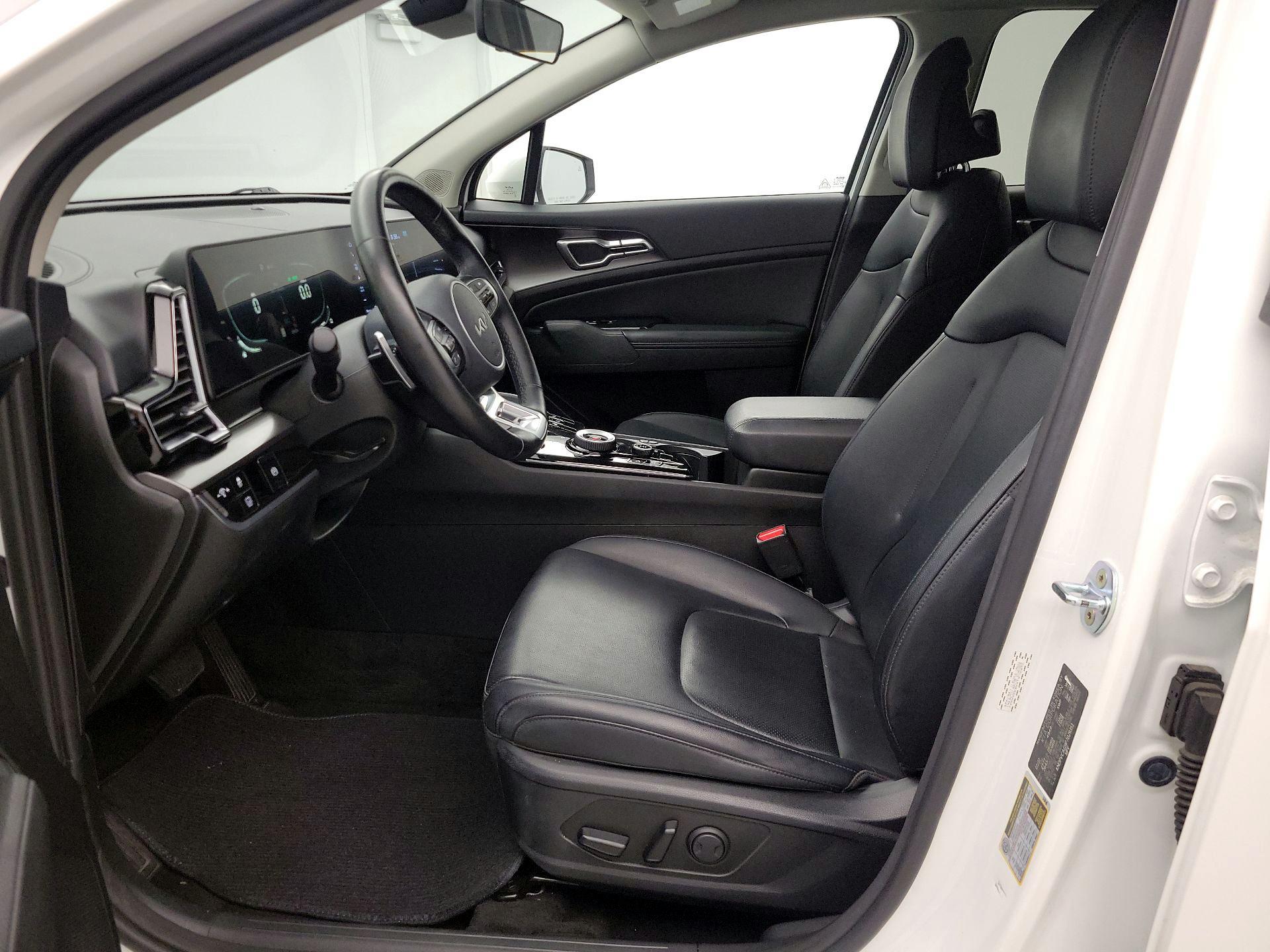 Thumbnail: 2023 Kia Sportage - 11