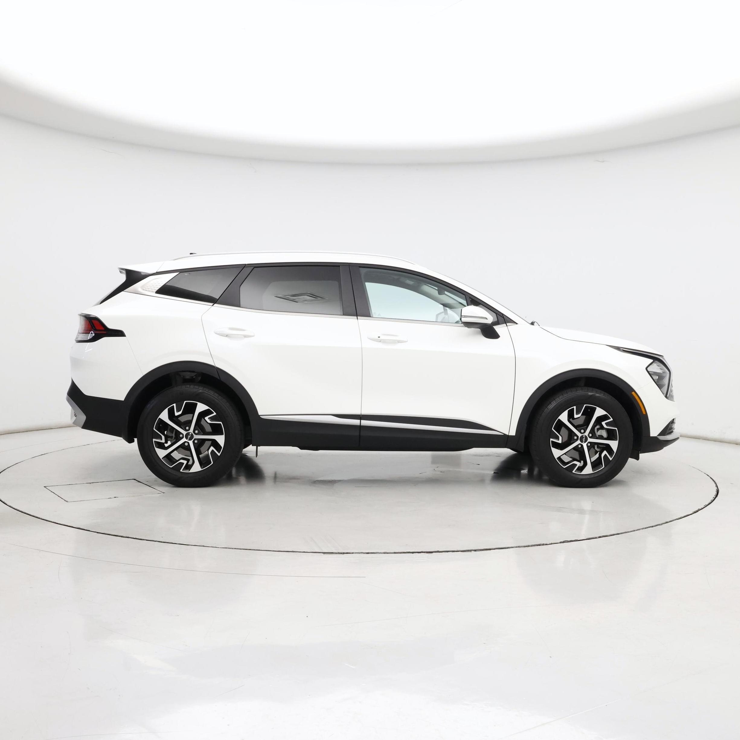 Thumbnail: 2023 Kia Sportage - 7