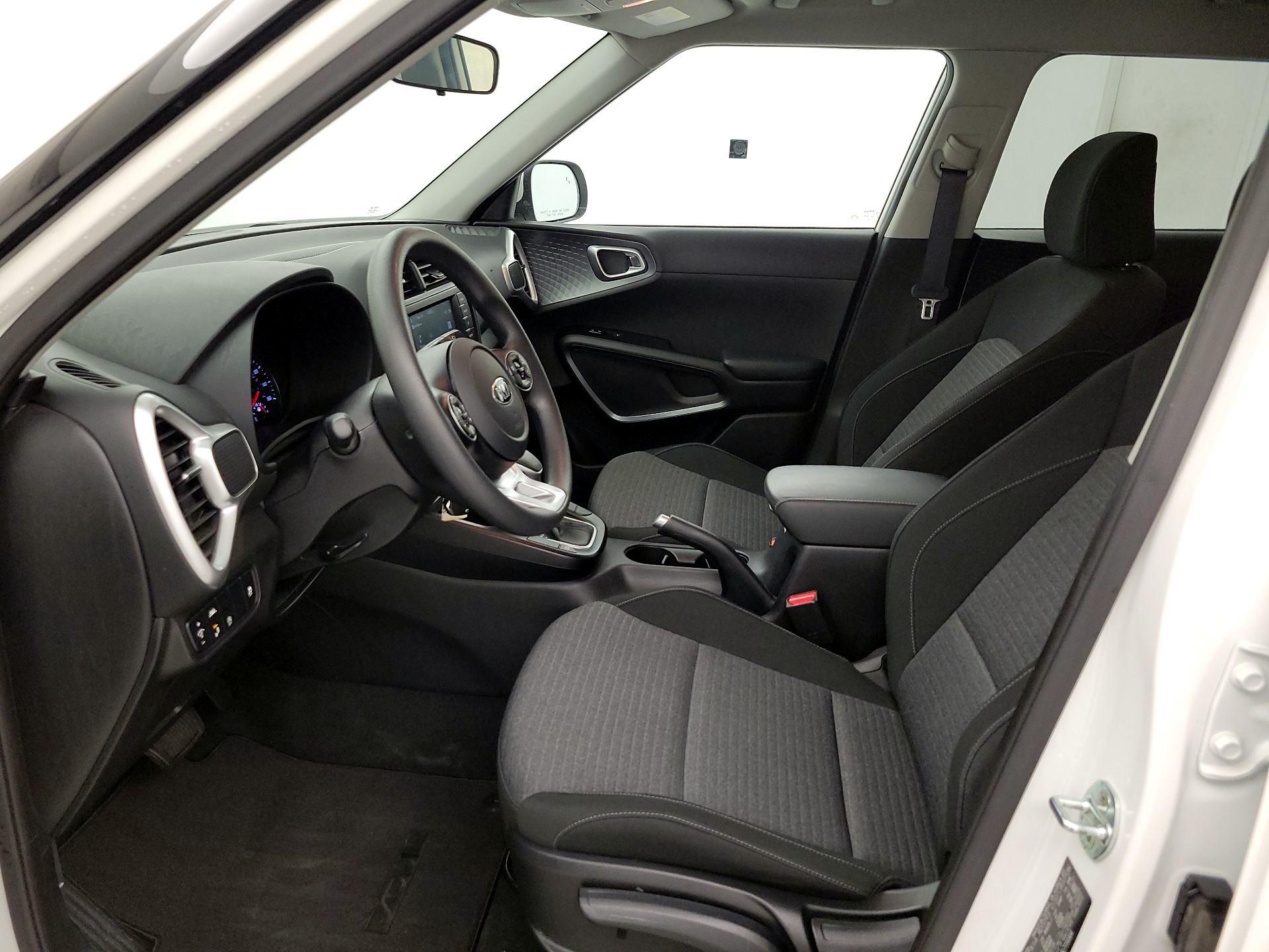 Thumbnail: 2020 Kia Soul - 11