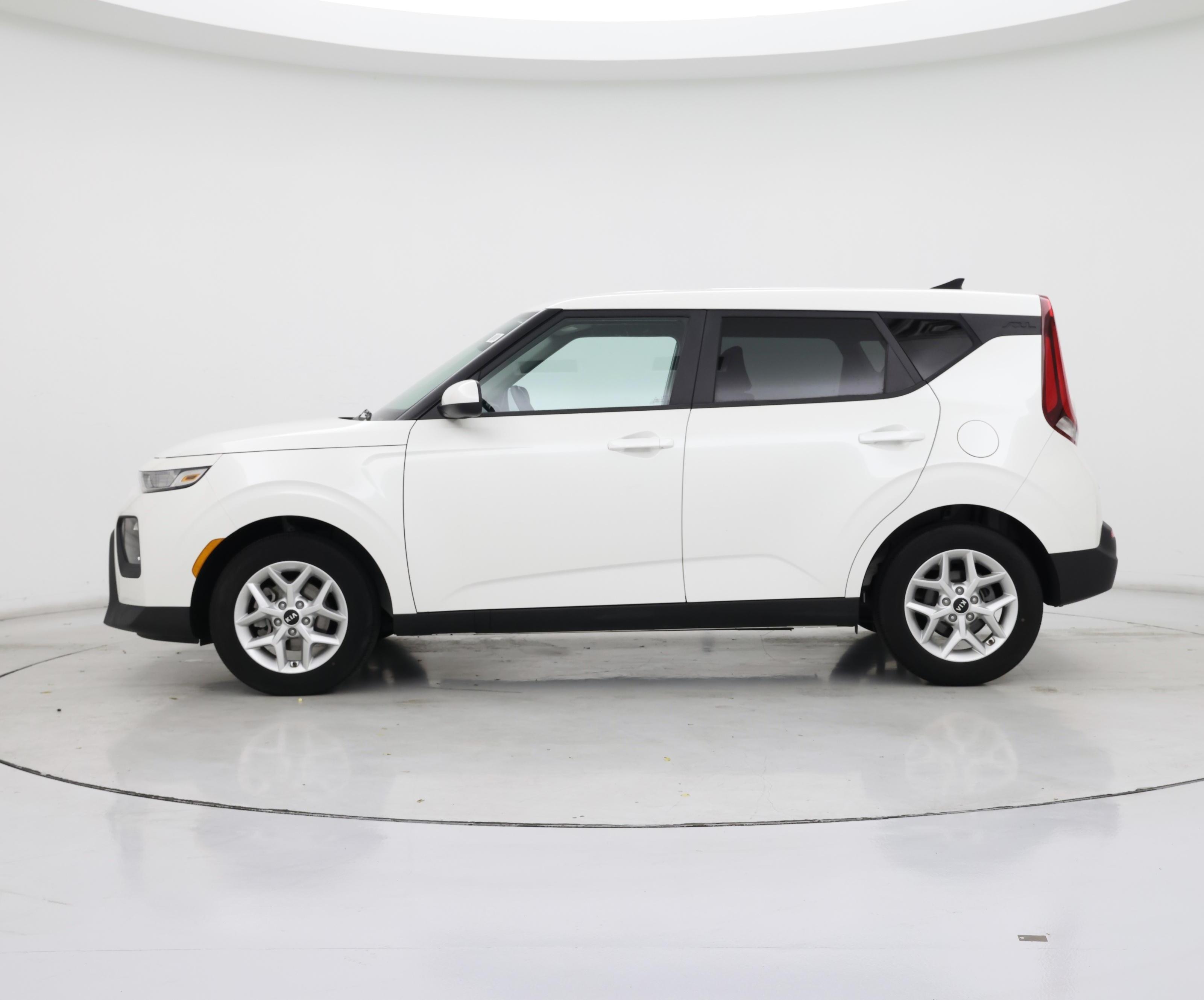 Thumbnail: 2020 Kia Soul - 3