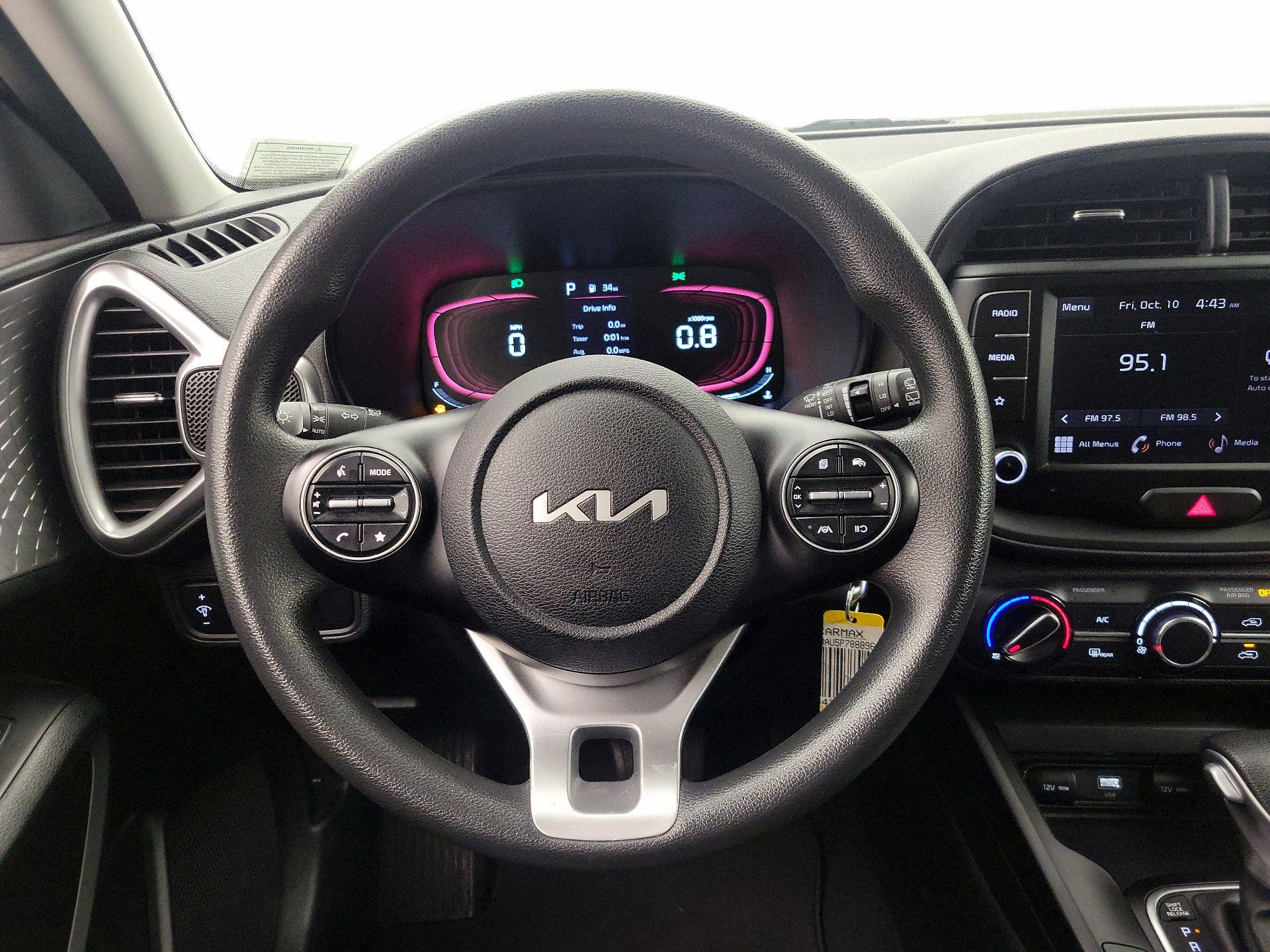 Thumbnail: 2023 Kia Soul - 10