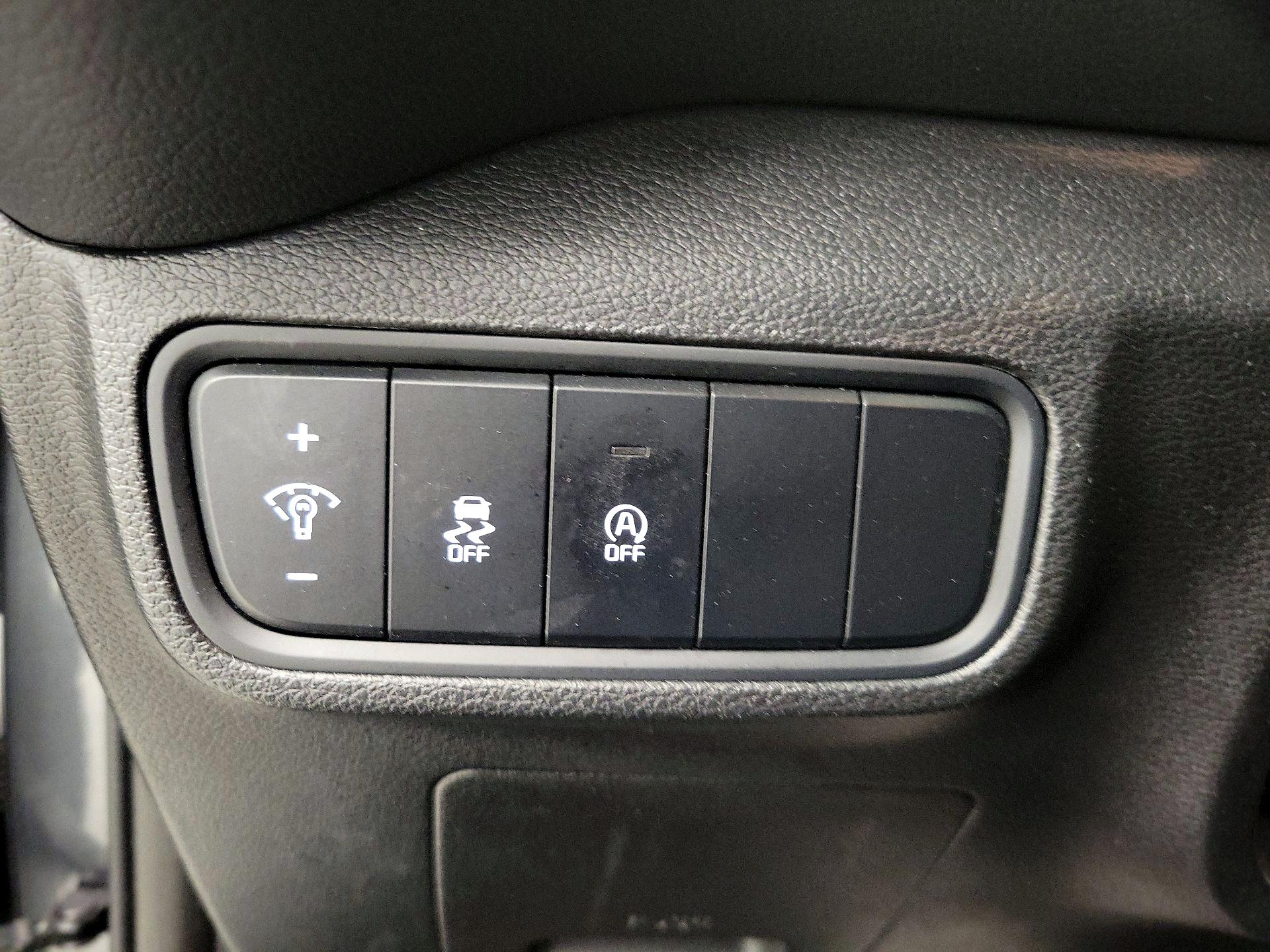 Thumbnail: 2023 Kia Soul - 13