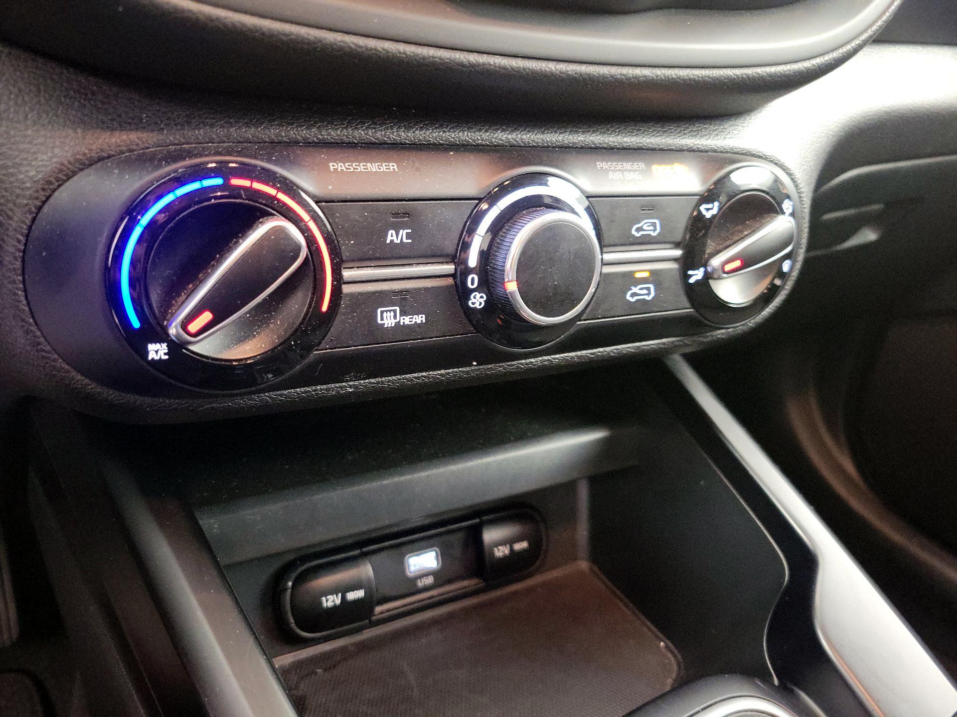 Thumbnail: 2023 Kia Soul - 16