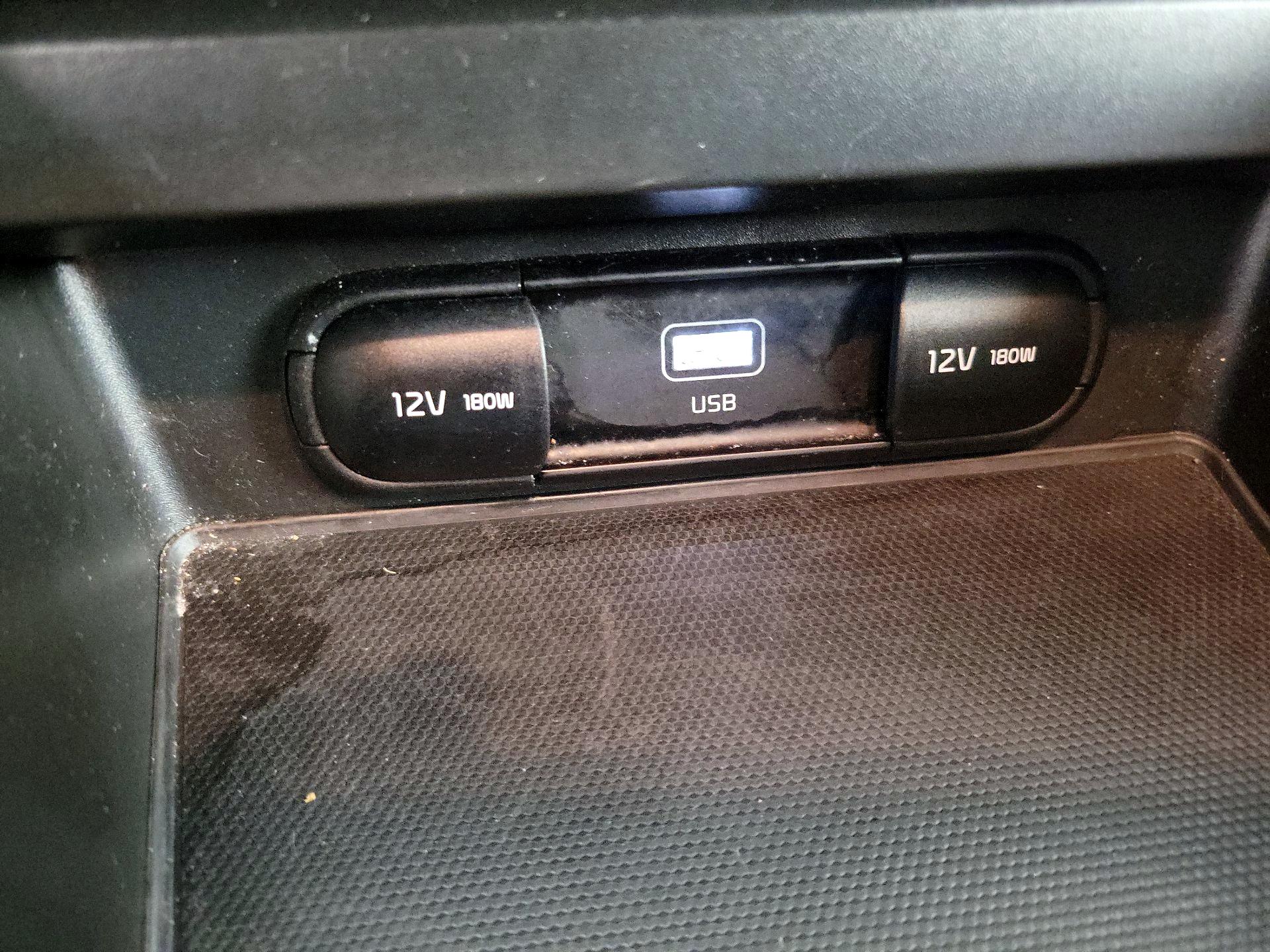 Thumbnail: 2023 Kia Soul - 18