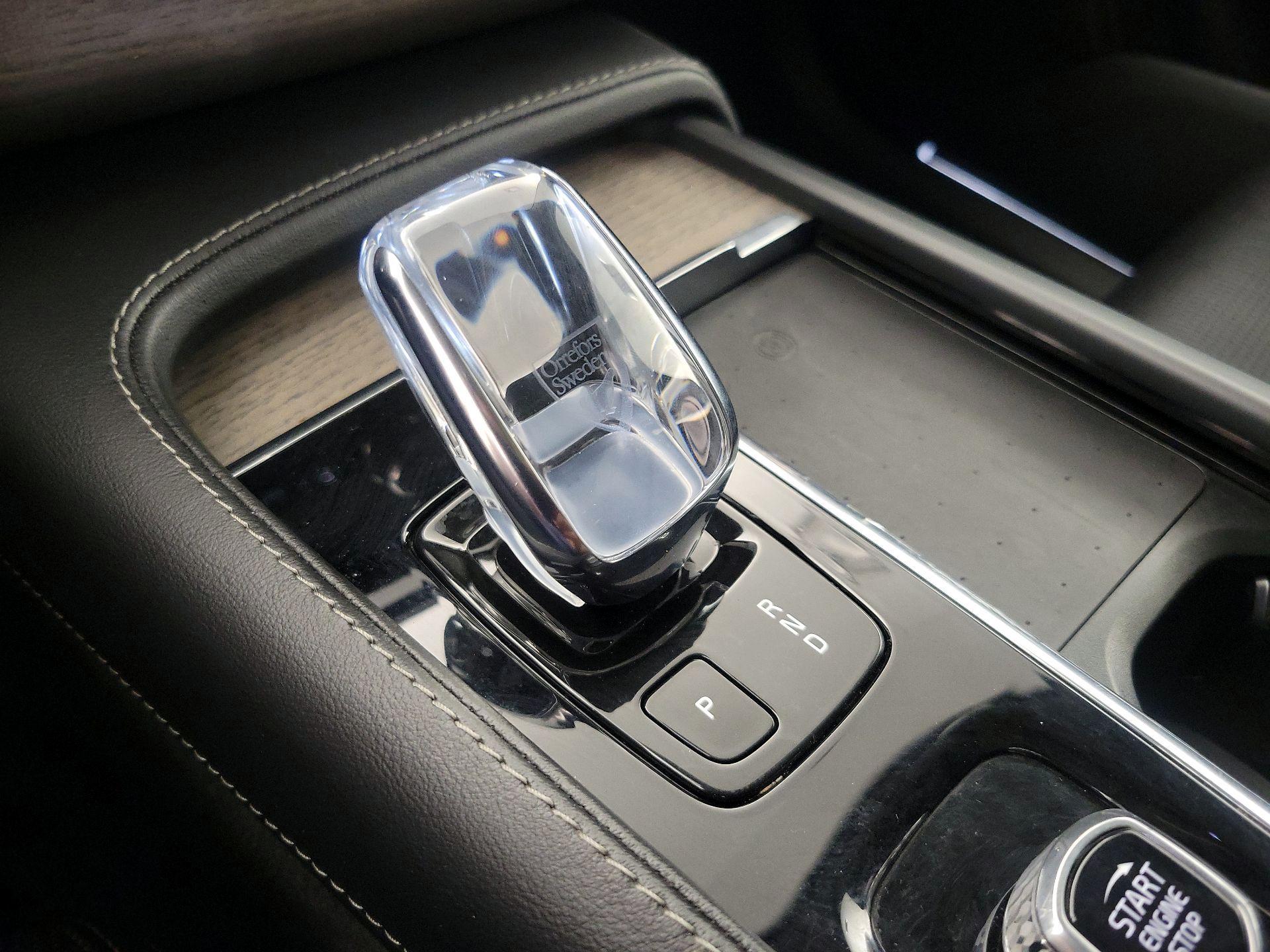 Thumbnail: 2022 Volvo XC90 - 18