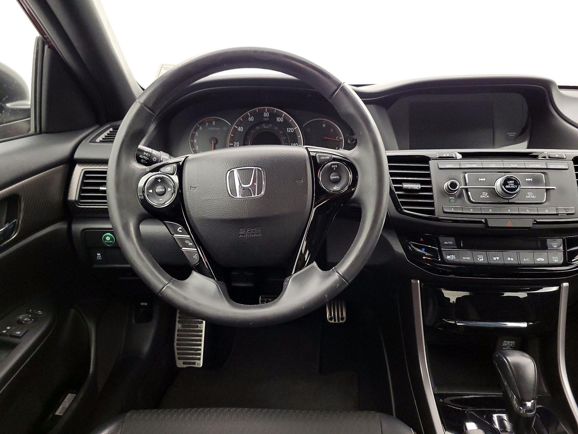 Thumbnail: 2016 Honda Accord - 10