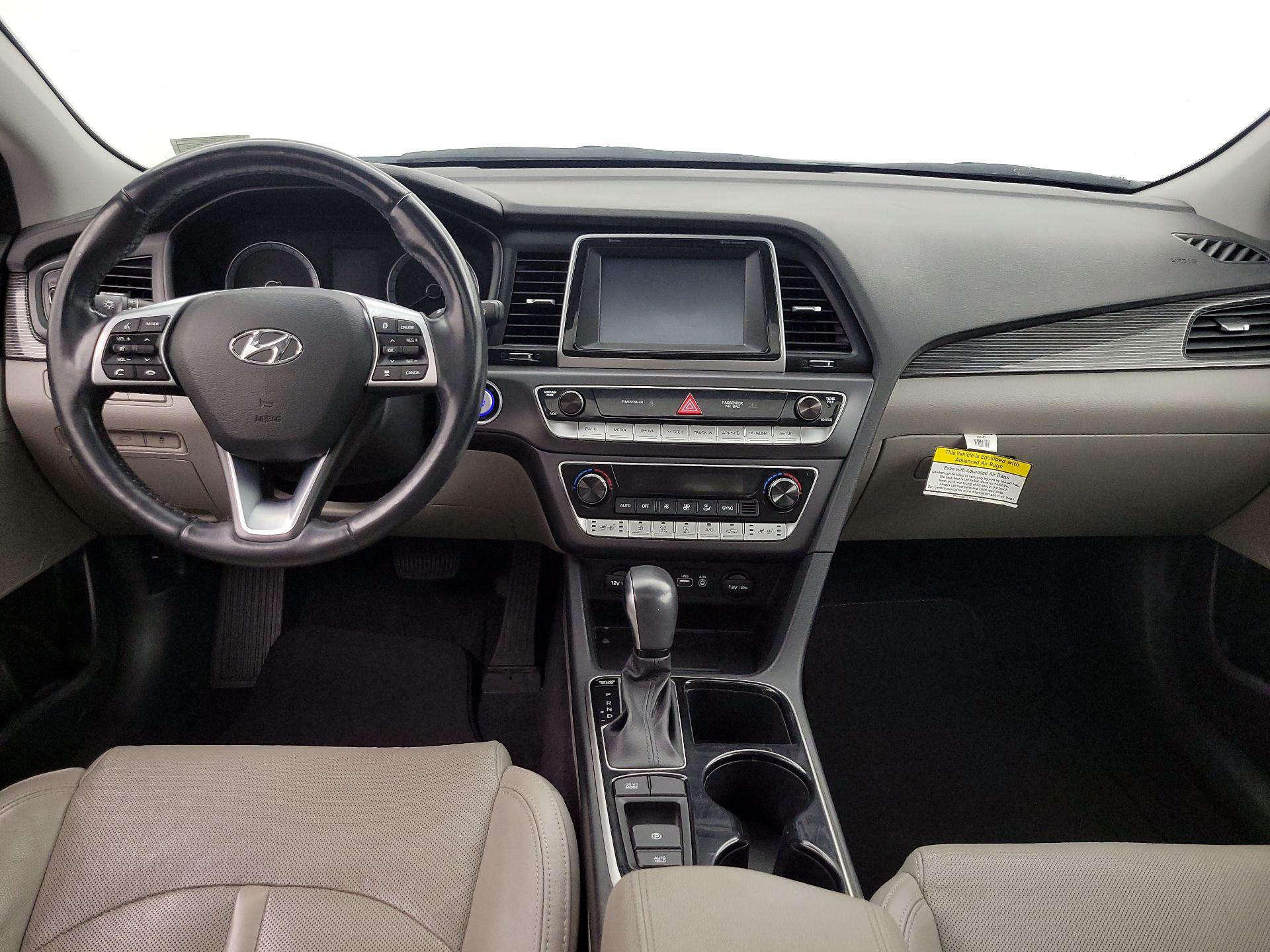 Thumbnail: 2019 Hyundai Sonata - 9