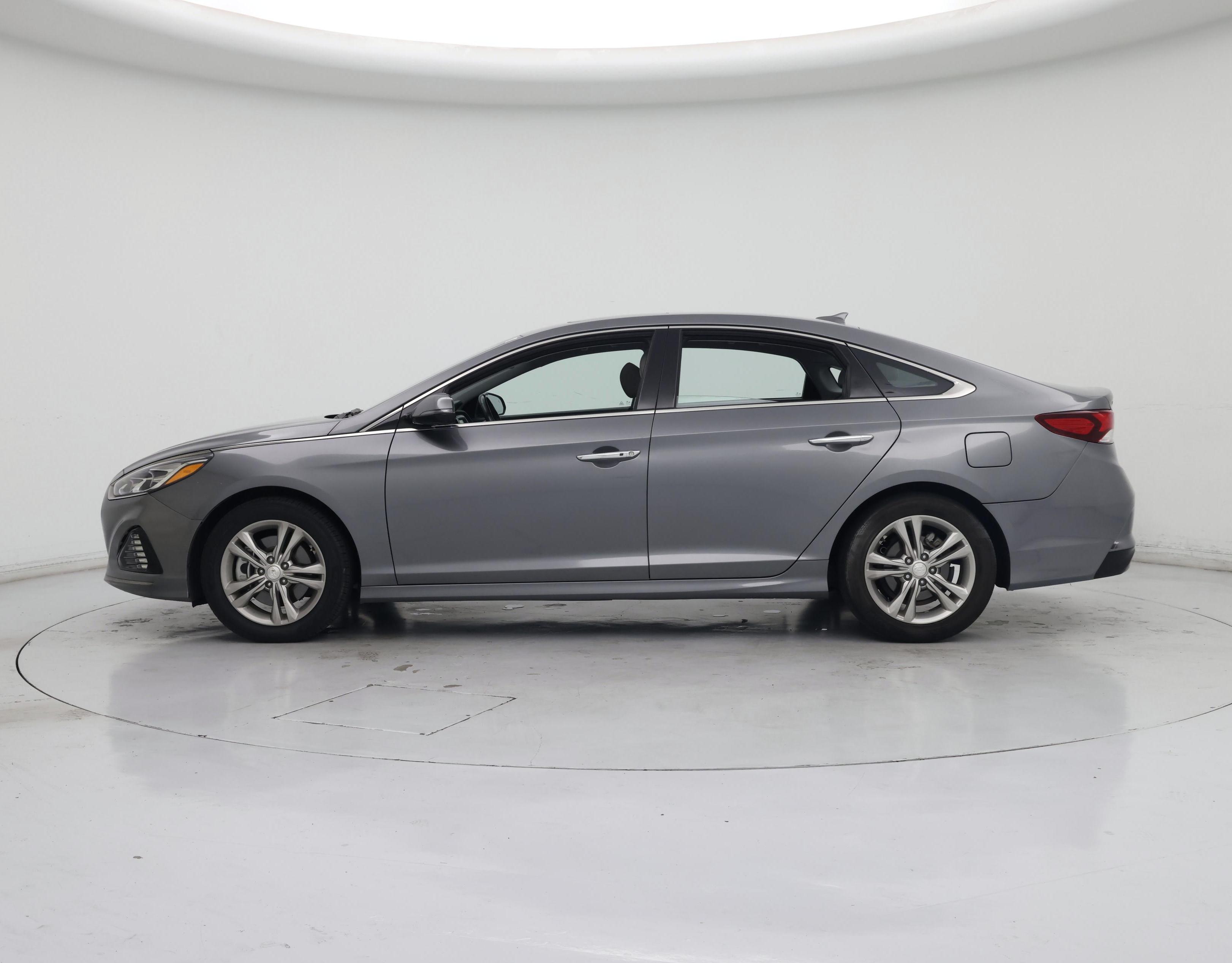 Thumbnail: 2019 Hyundai Sonata - 3