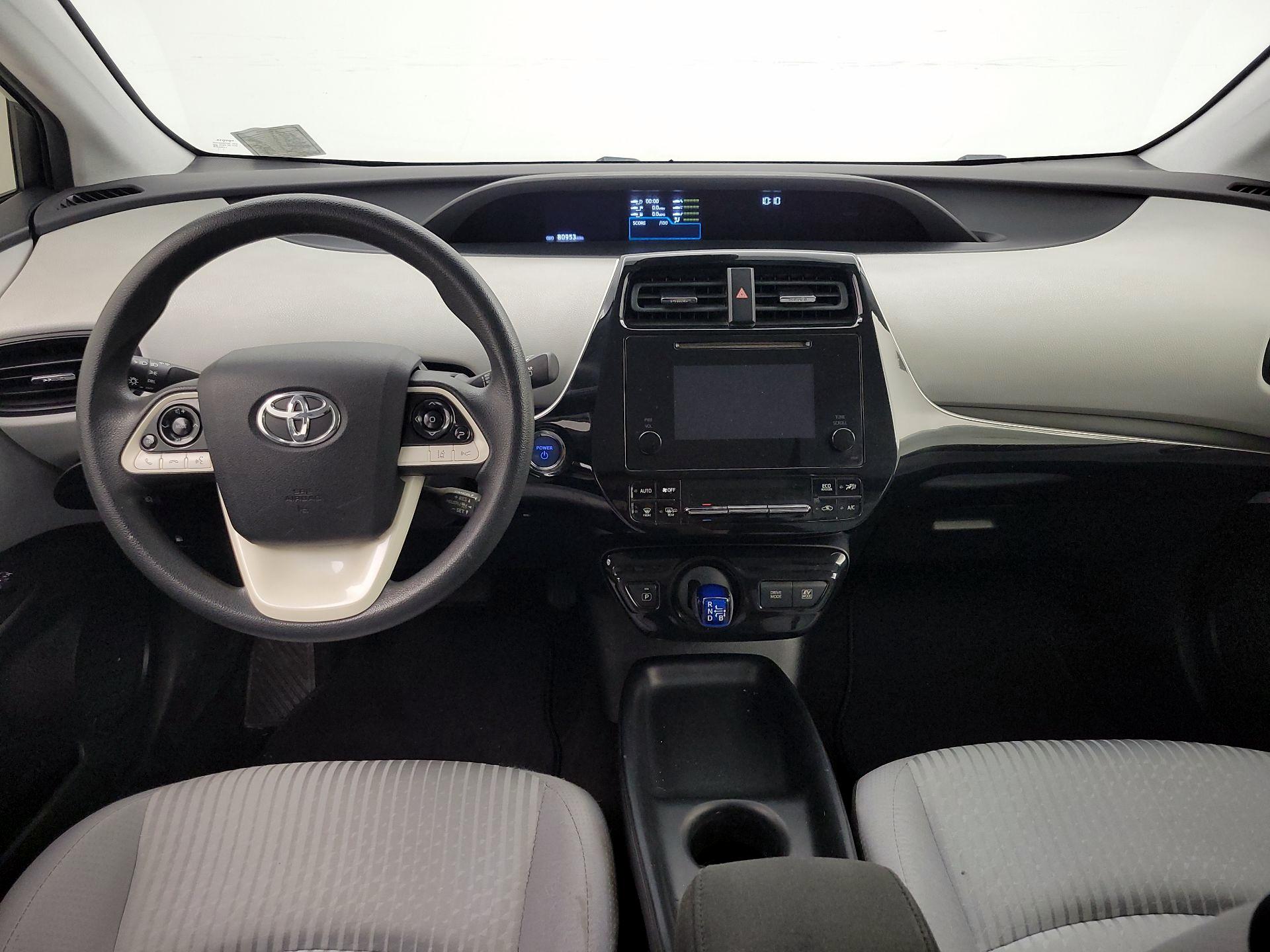 Thumbnail: 2017 Toyota Prius - 9