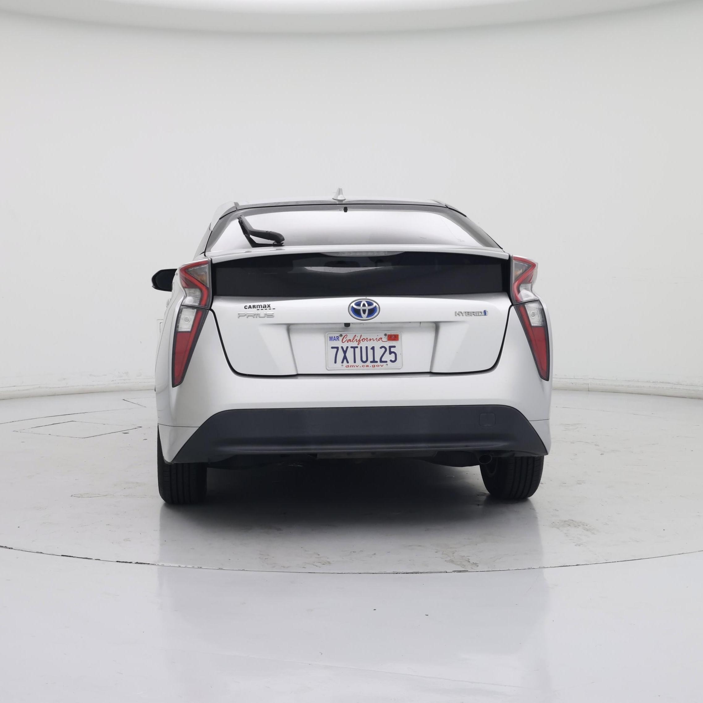 Thumbnail: 2017 Toyota Prius - 6