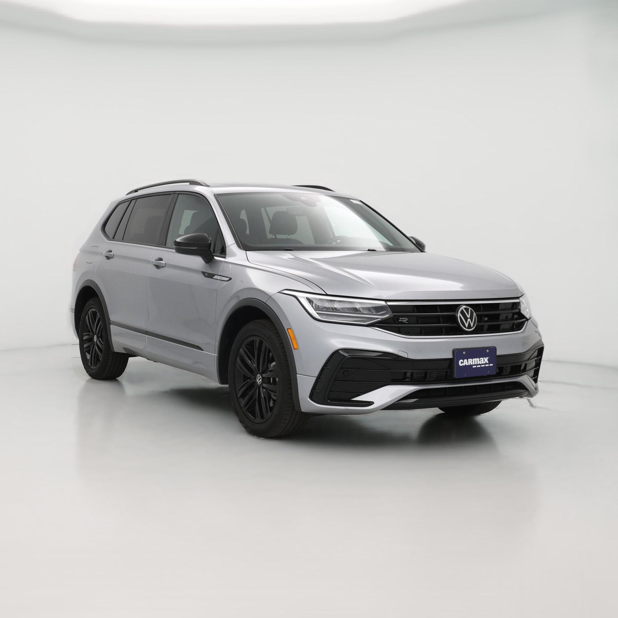 Thumbnail: 2022 Volkswagen Tiguan - 1
