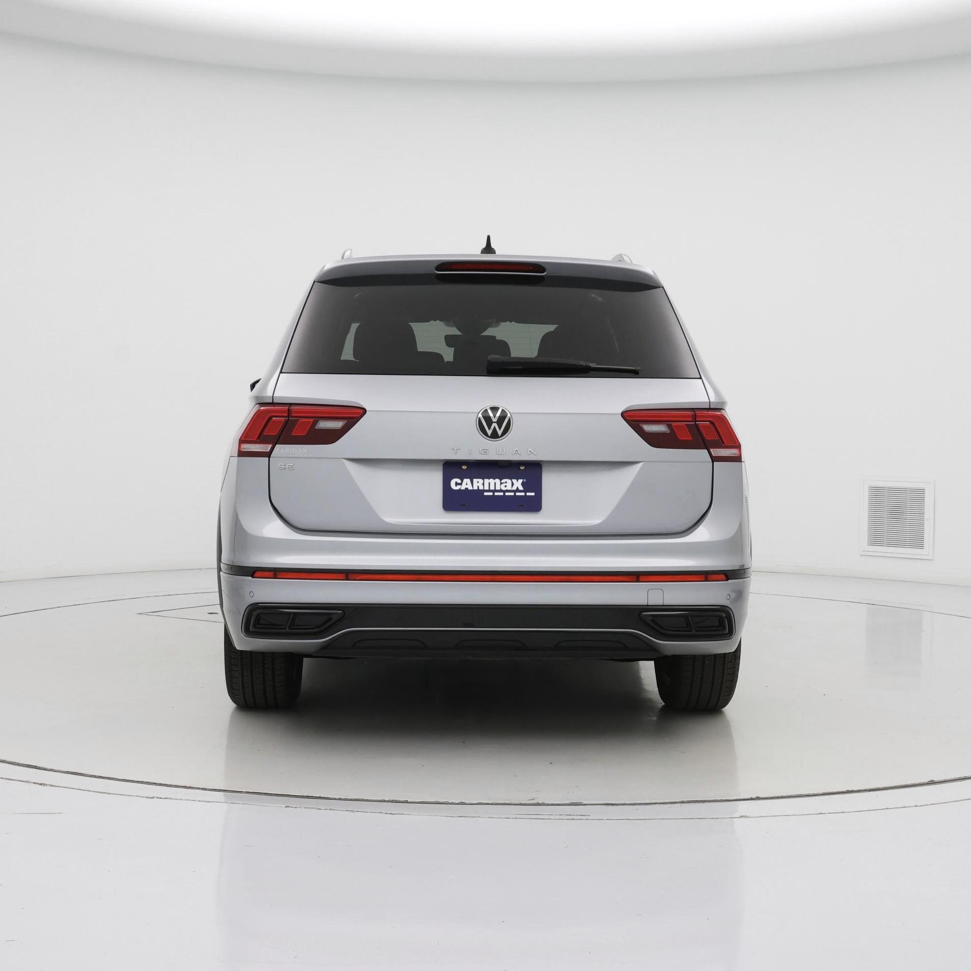 Thumbnail: 2022 Volkswagen Tiguan - 6