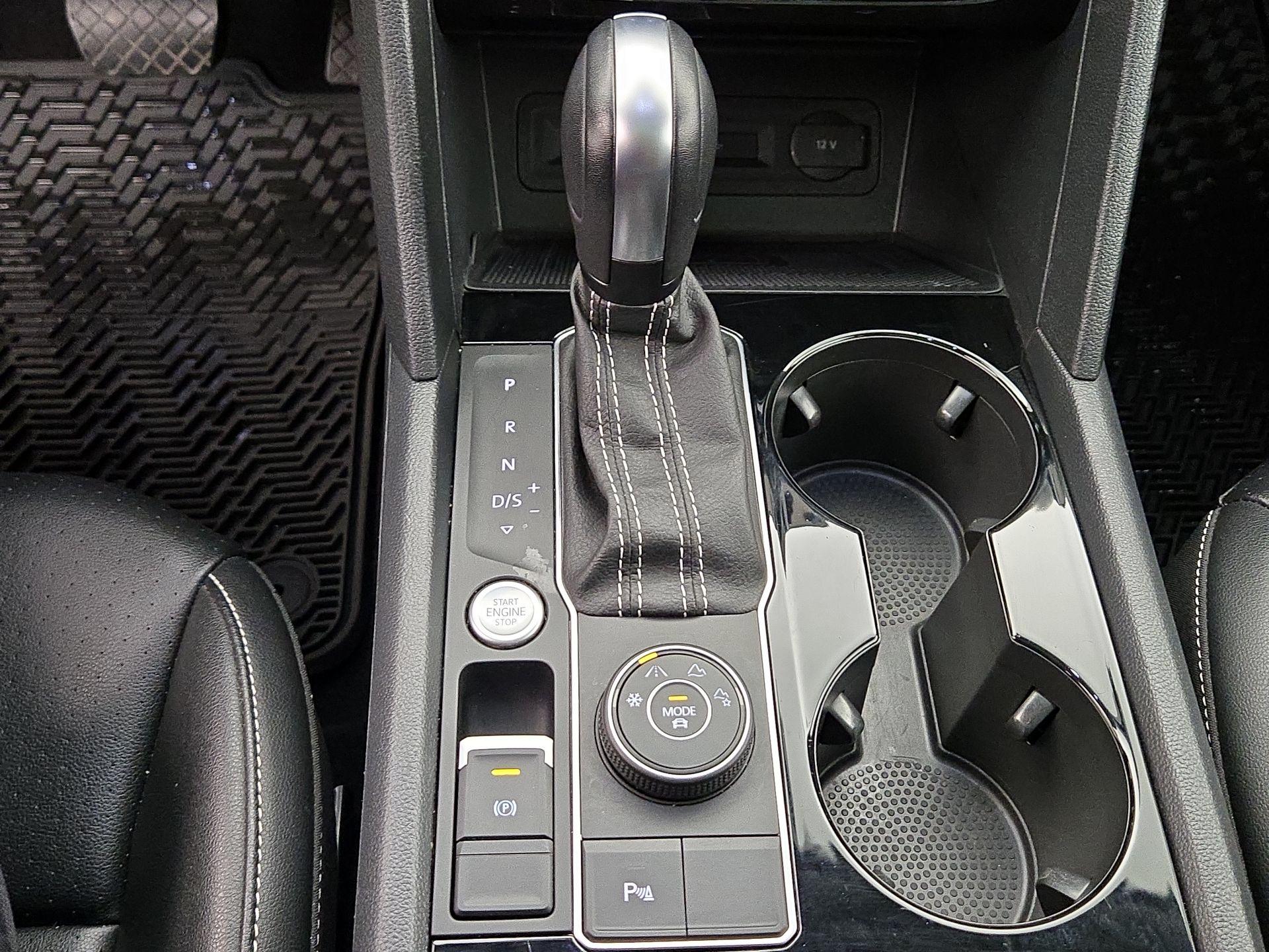 Thumbnail: 2022 Volkswagen Atlas - 17