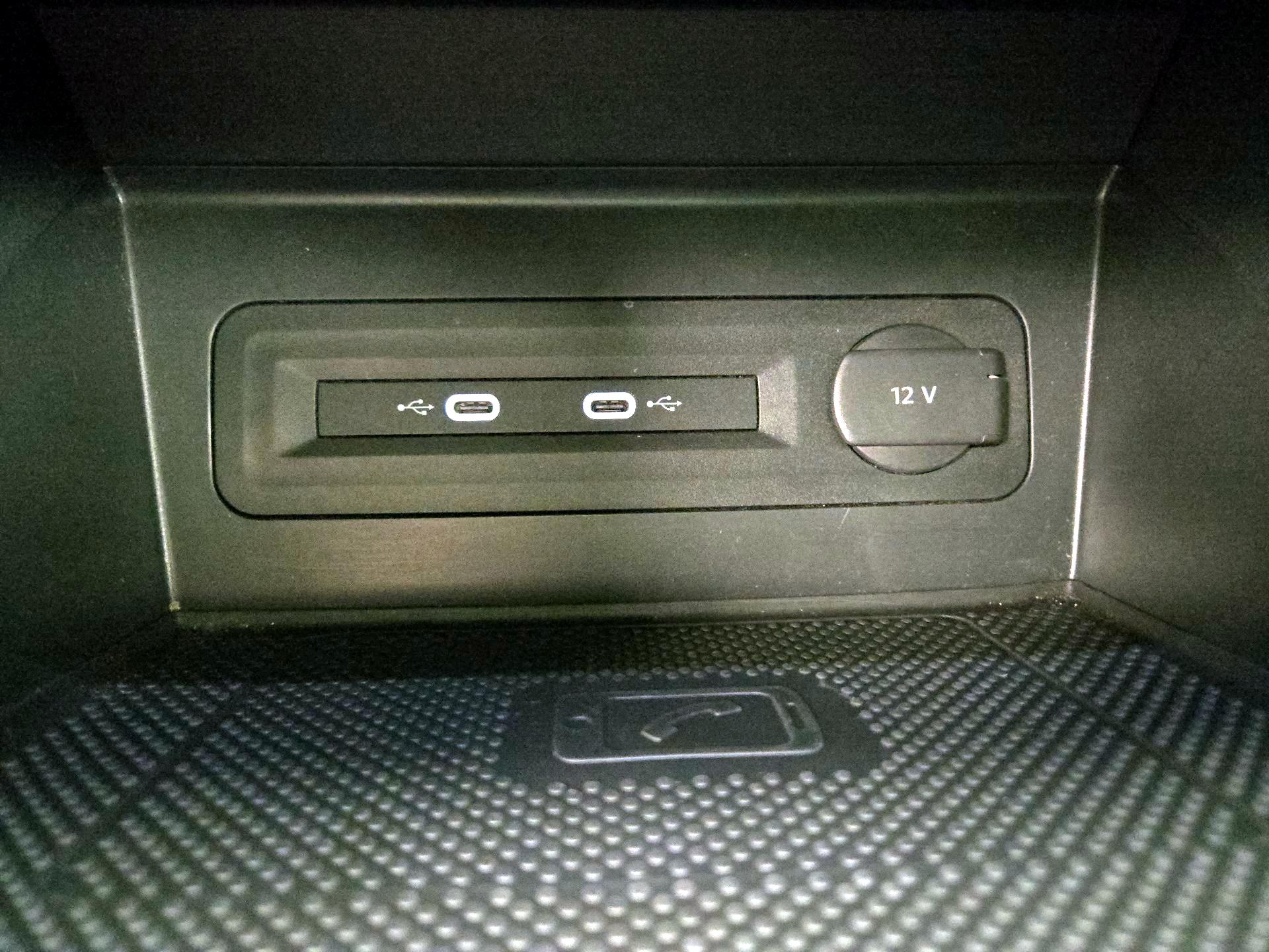 Thumbnail: 2022 Volkswagen Atlas - 18