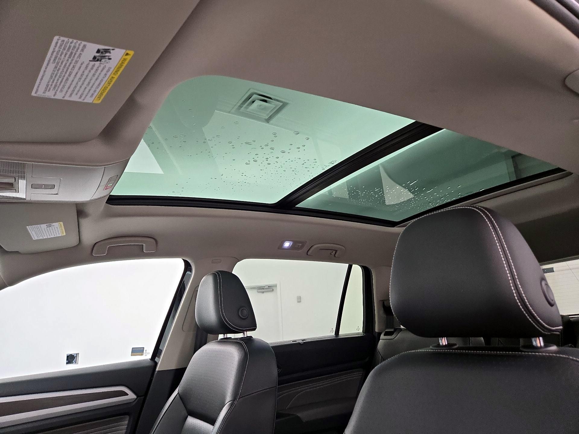 Thumbnail: 2022 Volkswagen Atlas - 19