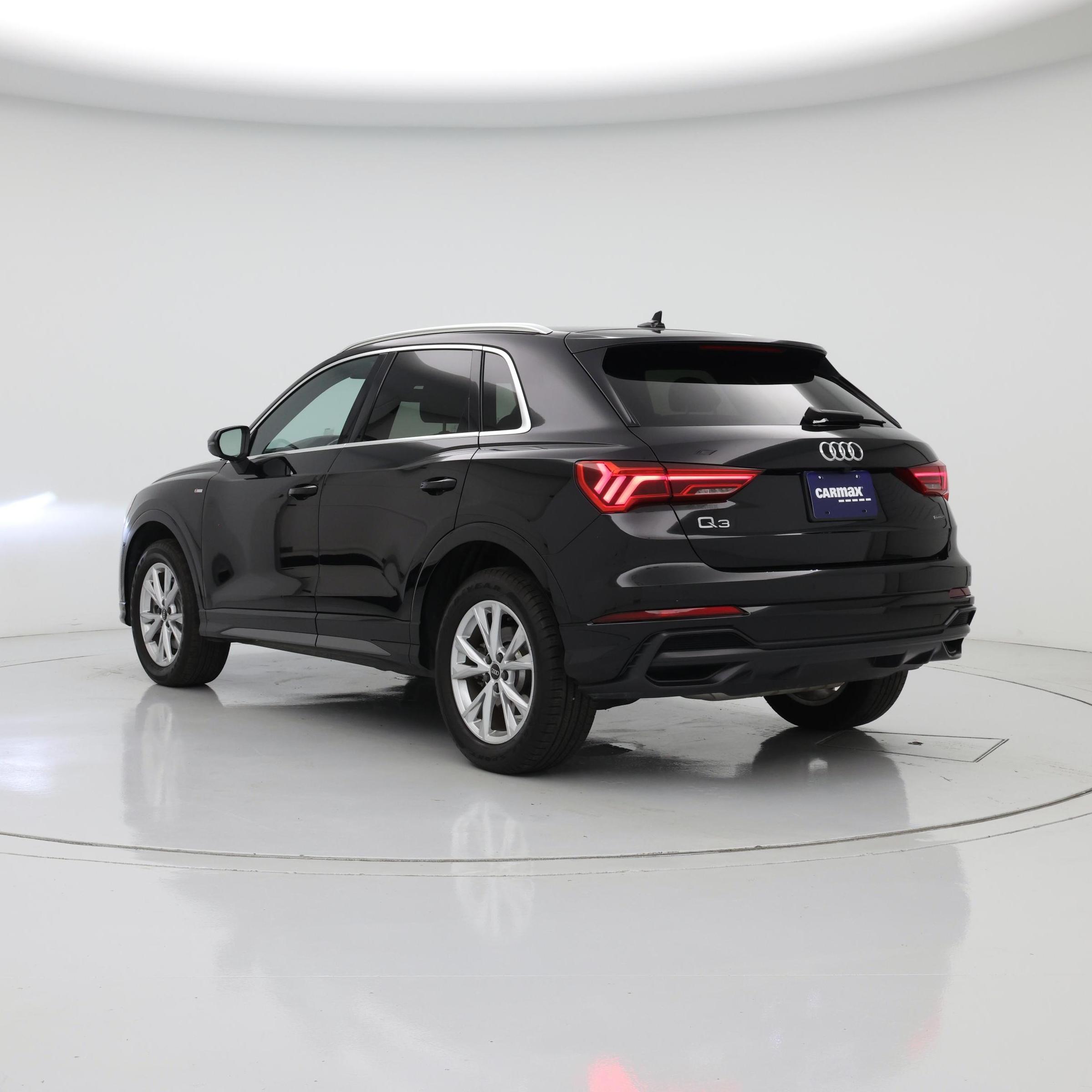 Thumbnail: 2022 Audi Q3 - 2