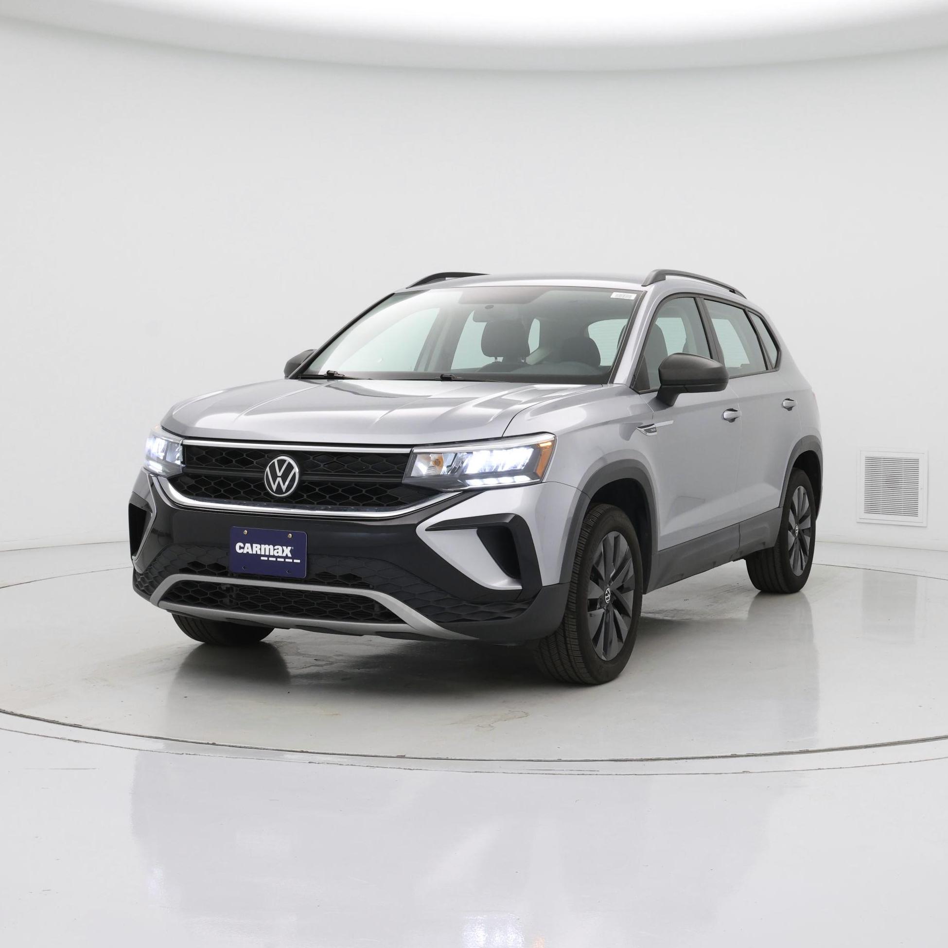 Thumbnail: 2022 Volkswagen Taos - 4