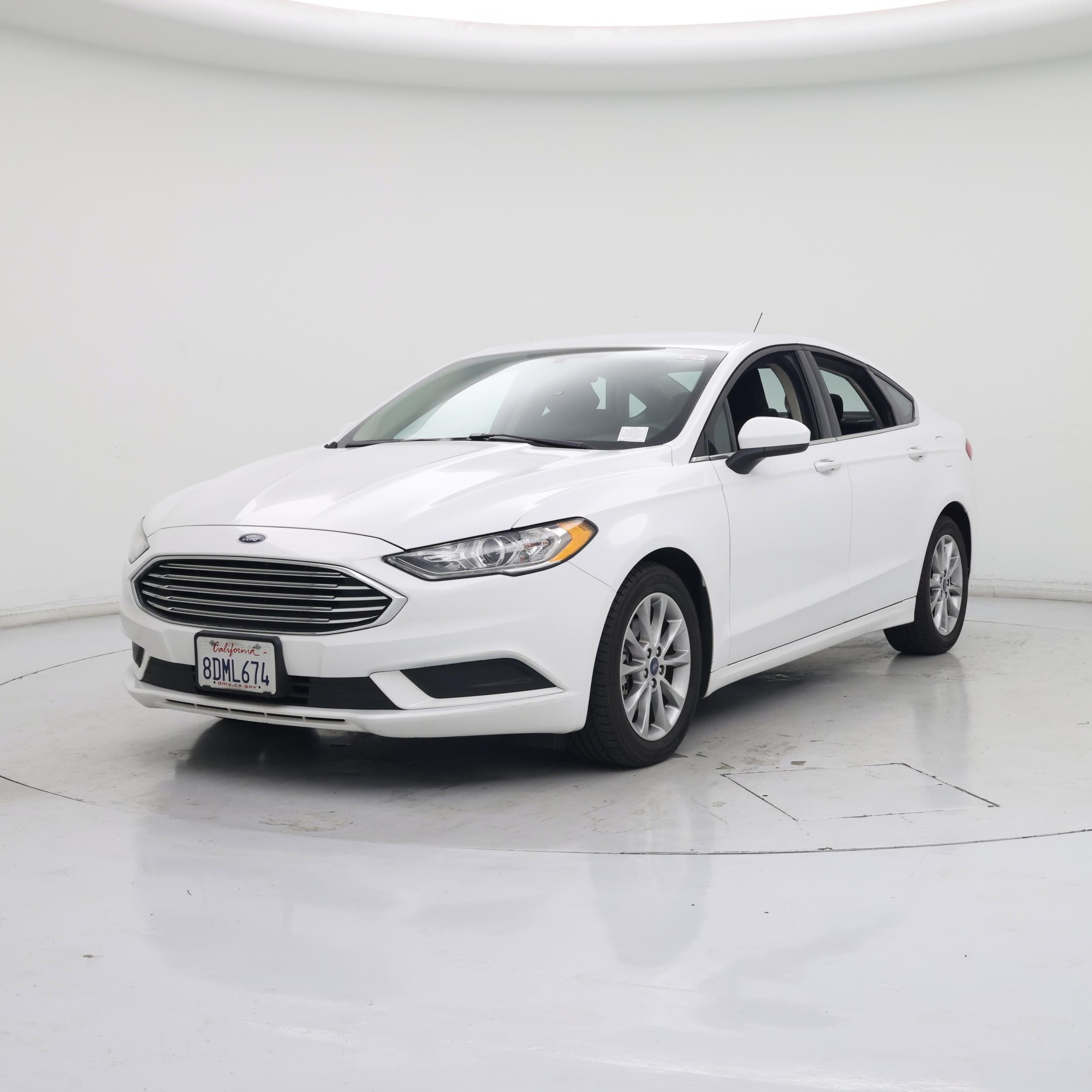 Thumbnail: 2017 Ford Fusion - 4