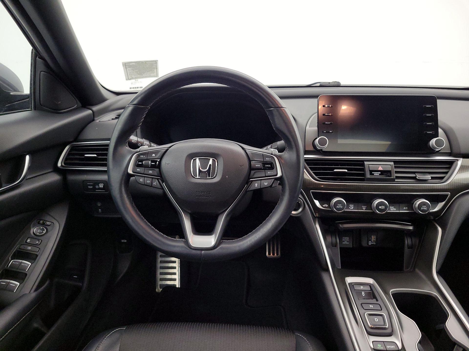 Thumbnail: 2018 Honda Accord - 10