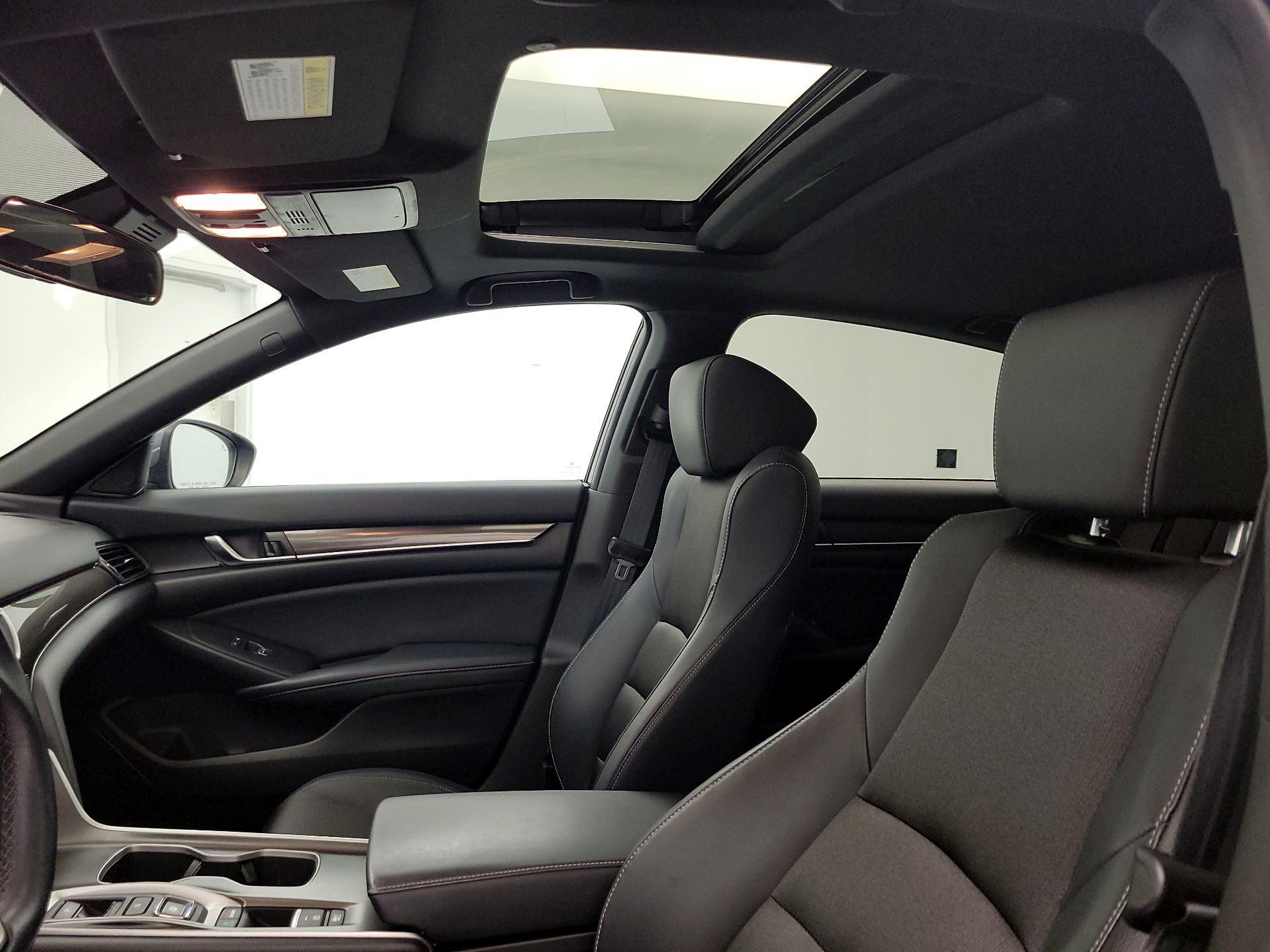 Thumbnail: 2018 Honda Accord - 19
