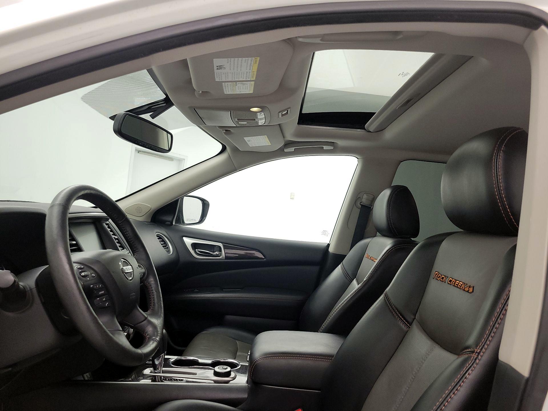 Thumbnail: 2019 Nissan Pathfinder - 20