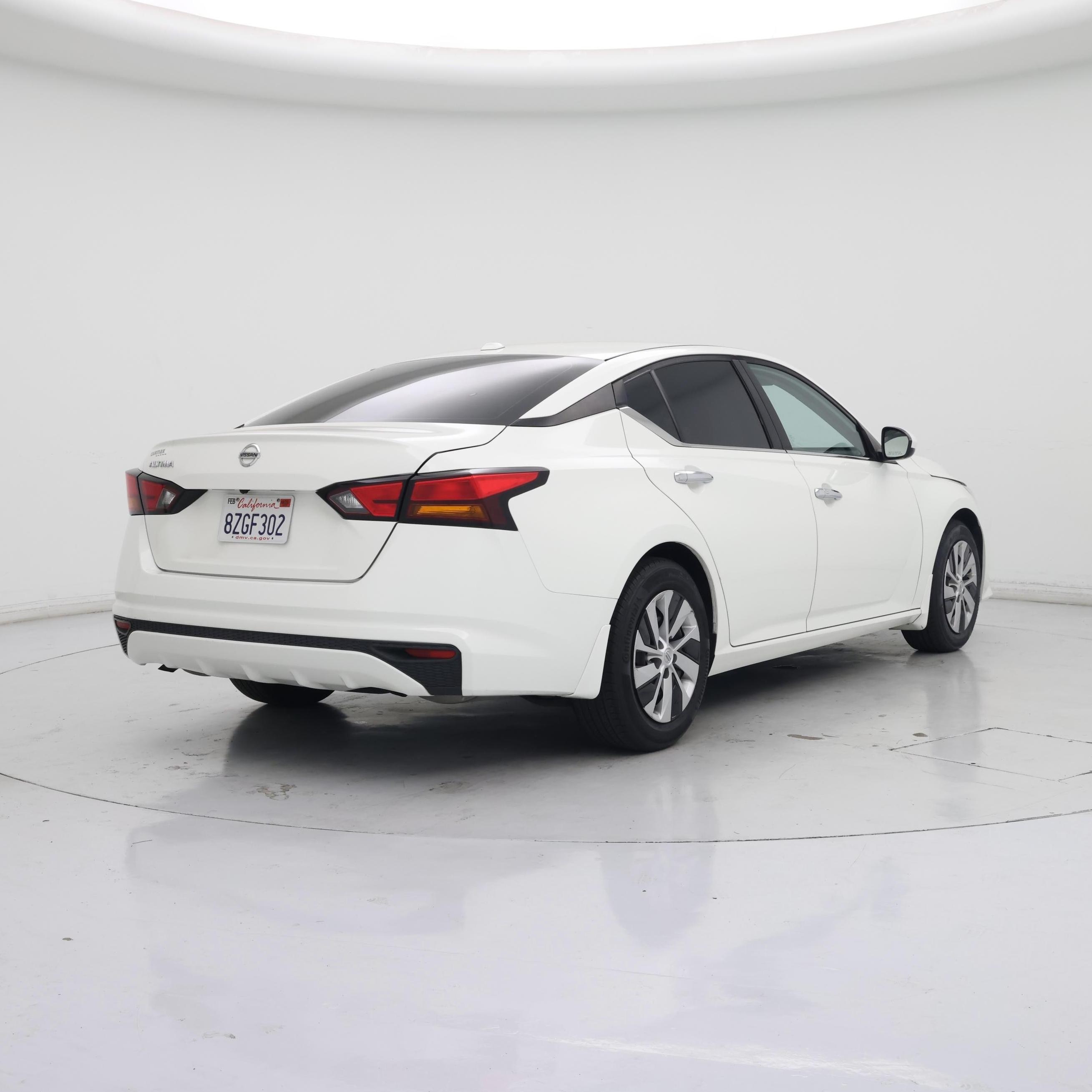 Thumbnail: 2020 Nissan Altima - 8