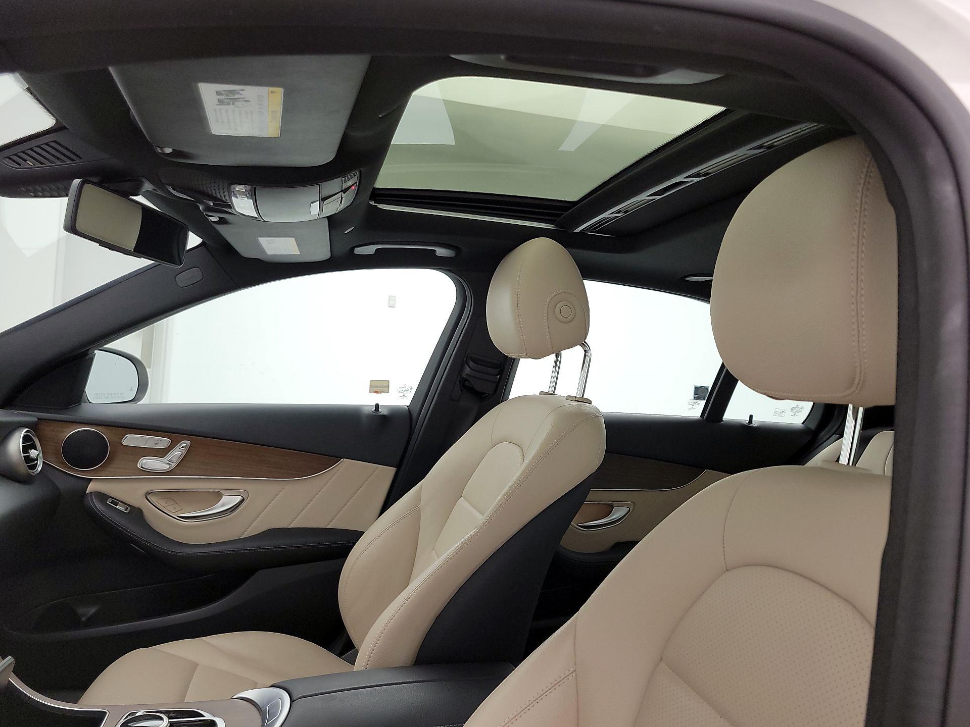 Thumbnail: 2019 Mercedes-Benz C-Class - 17