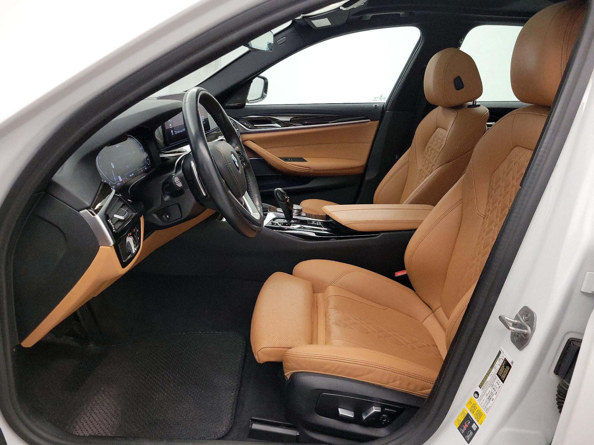 Thumbnail: 2022 BMW 5 Series - 11