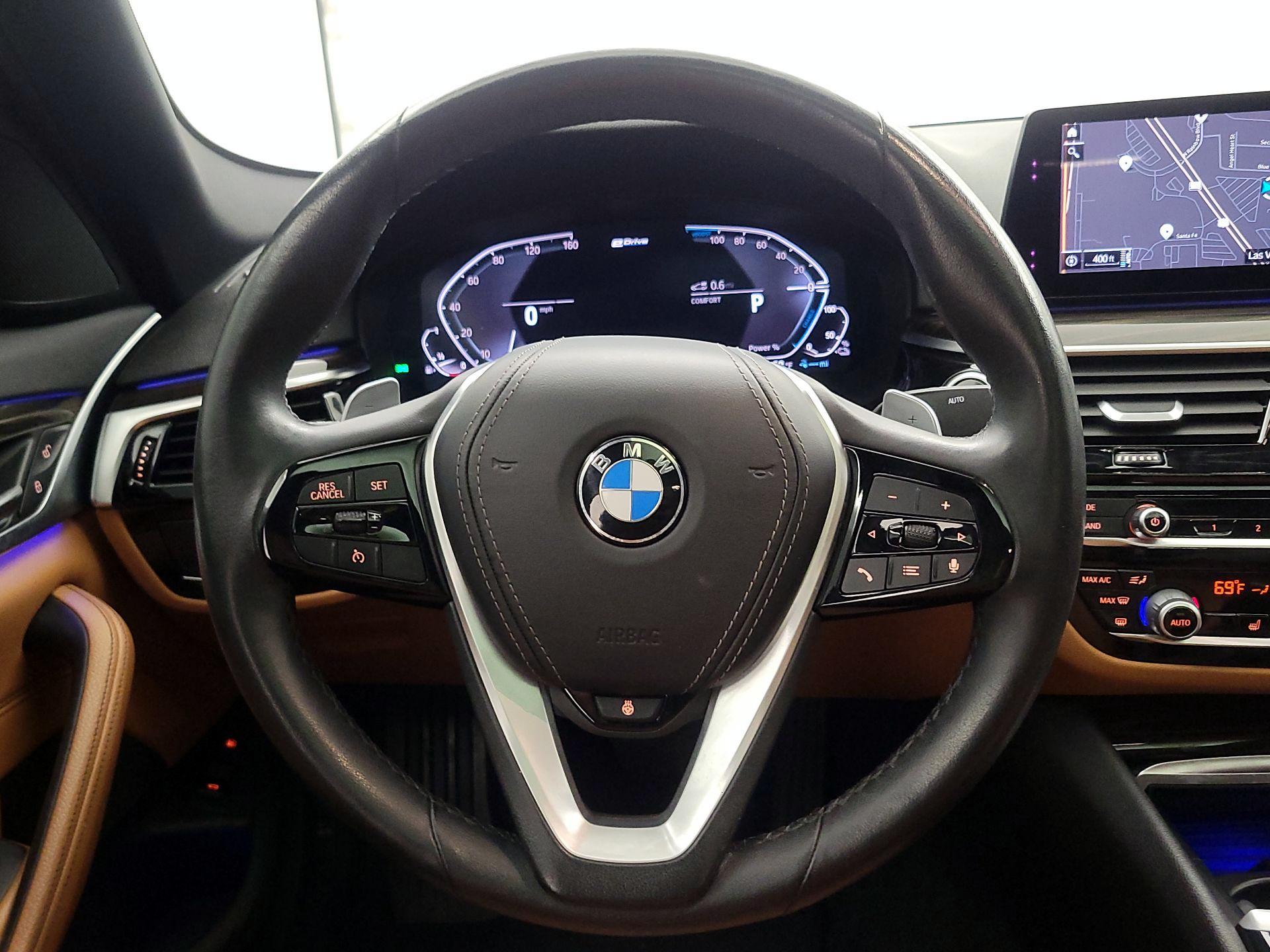 Thumbnail: 2020 BMW 5 Series - 10