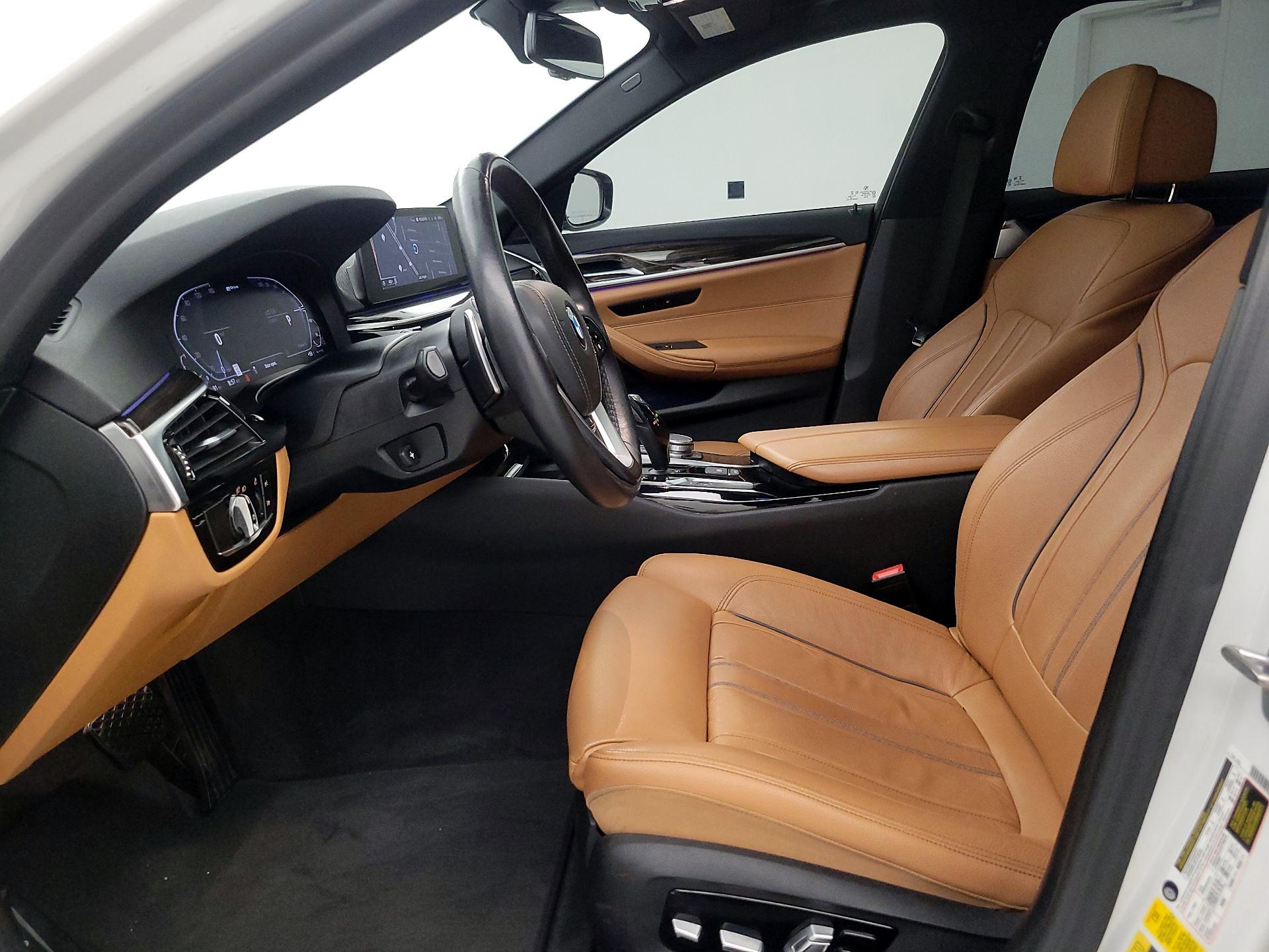 Thumbnail: 2020 BMW 5 Series - 11